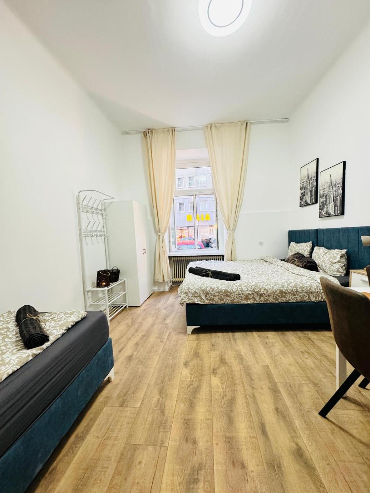 5br Apartment, Only 10min Walk To Matzleinsdorfer Platz Apartment *