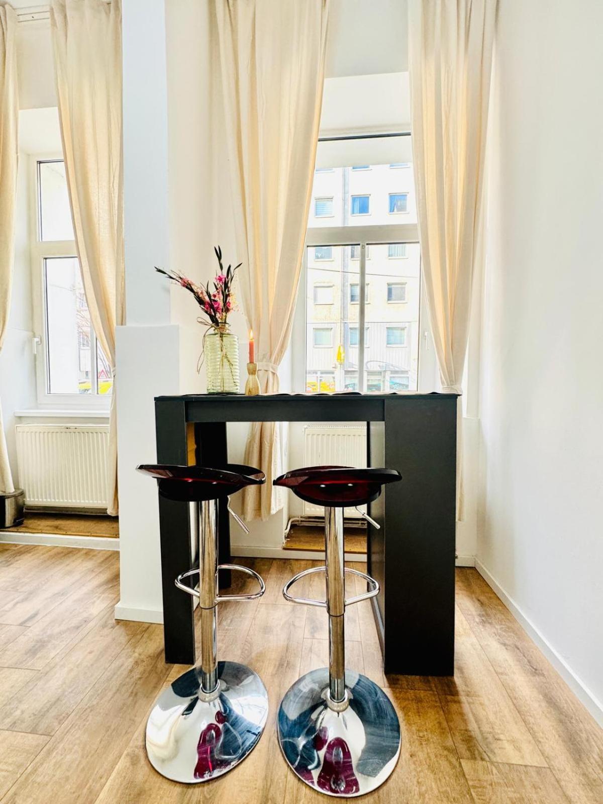 5br Apartment, Only 10min Walk To Matzleinsdorfer Platz * Vienna