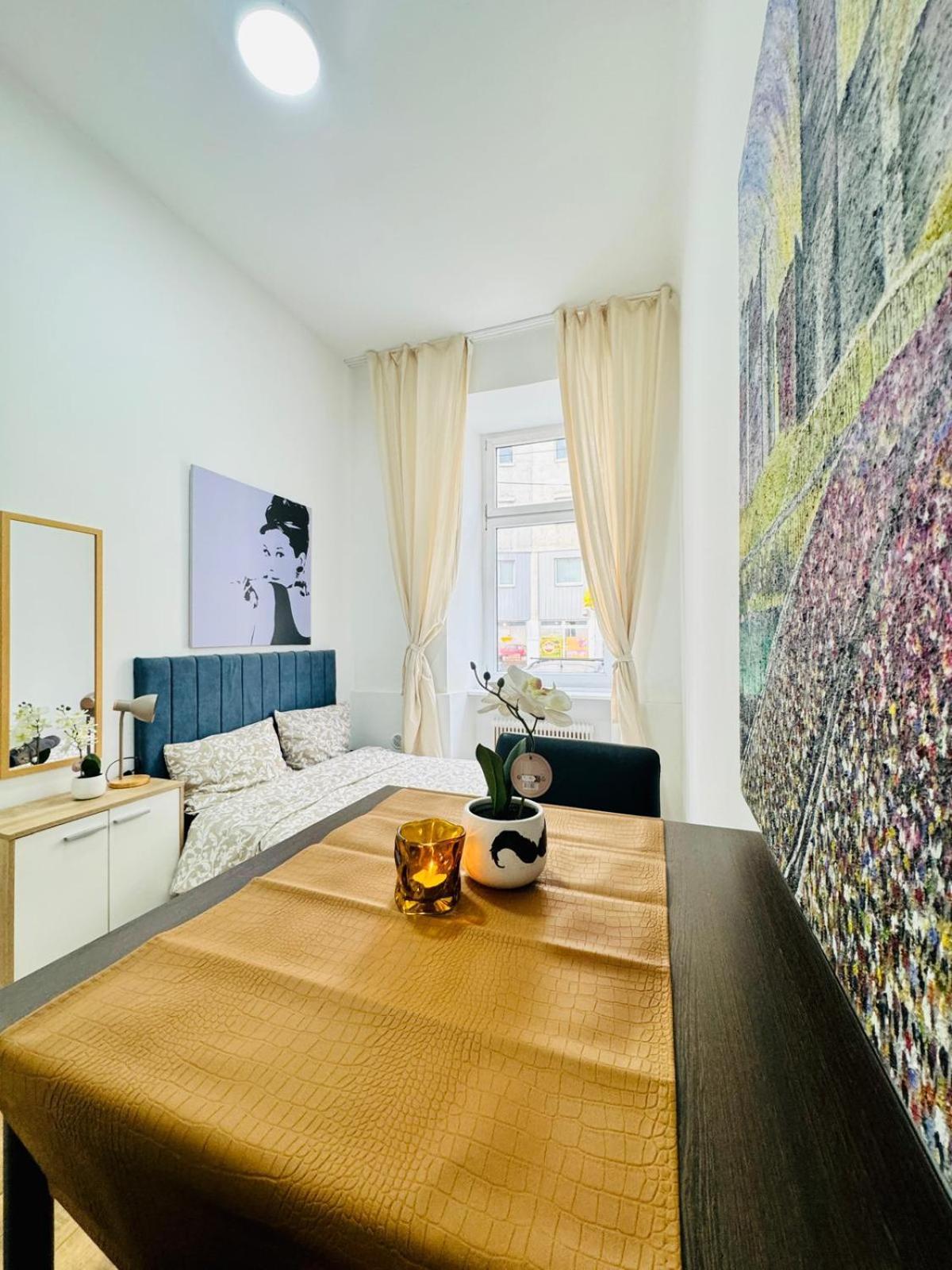 5br Apartment, Only 10min Walk To Matzleinsdorfer Platz Apartment