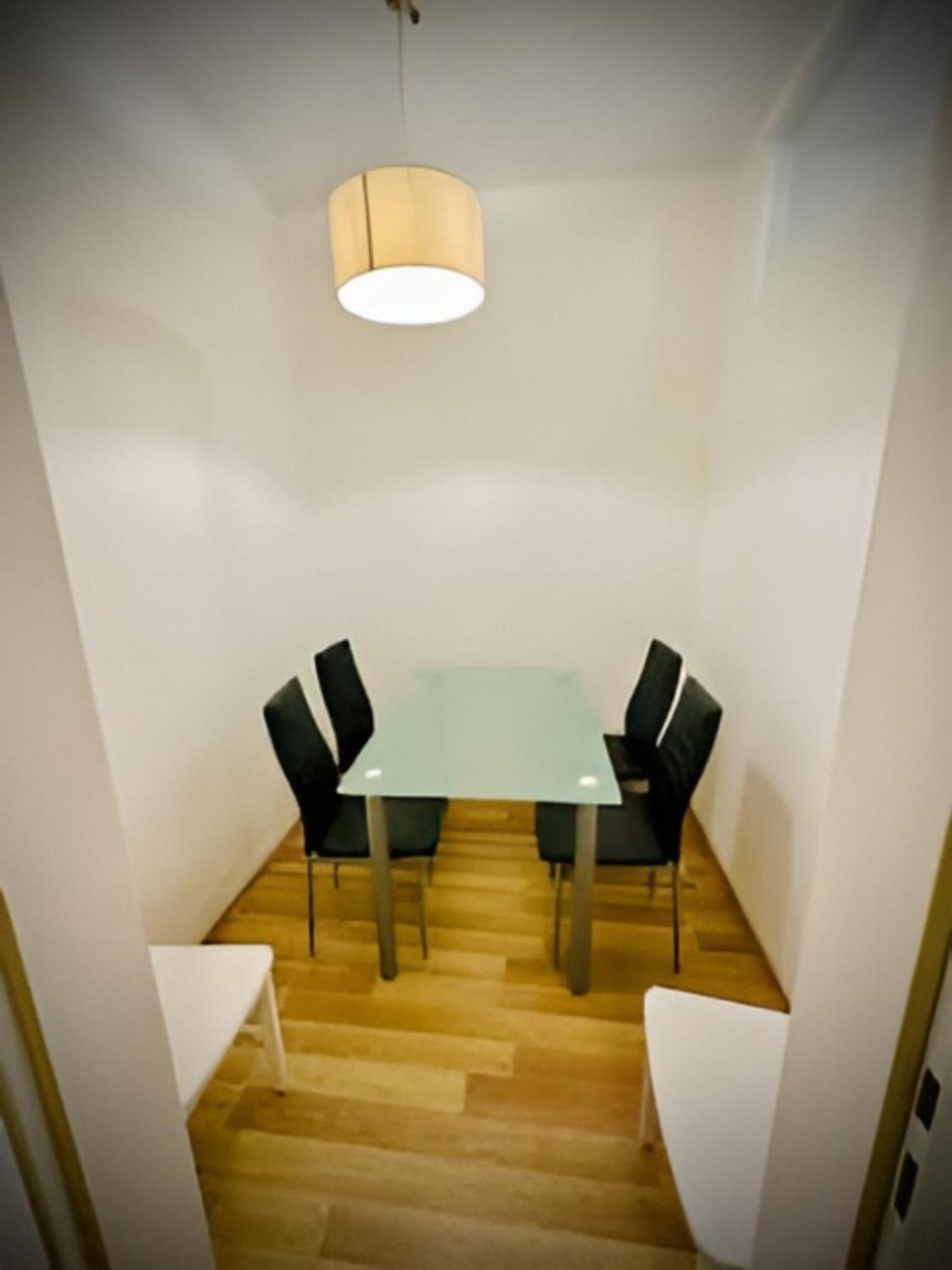Apartment Spacious 2br Apt, Only 10min To Westbahnhof Vienna