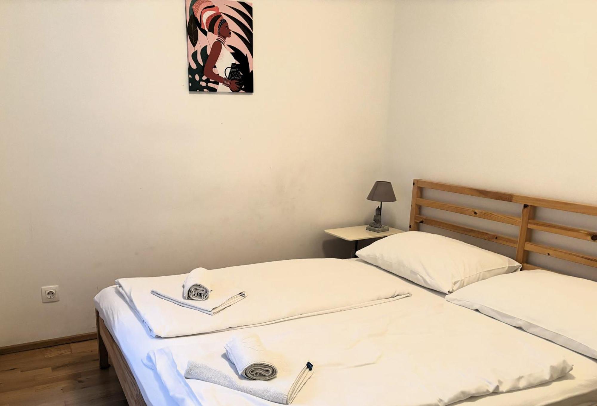 Ruhige Stadtwohnung Mit Balkon Apartment Vienna