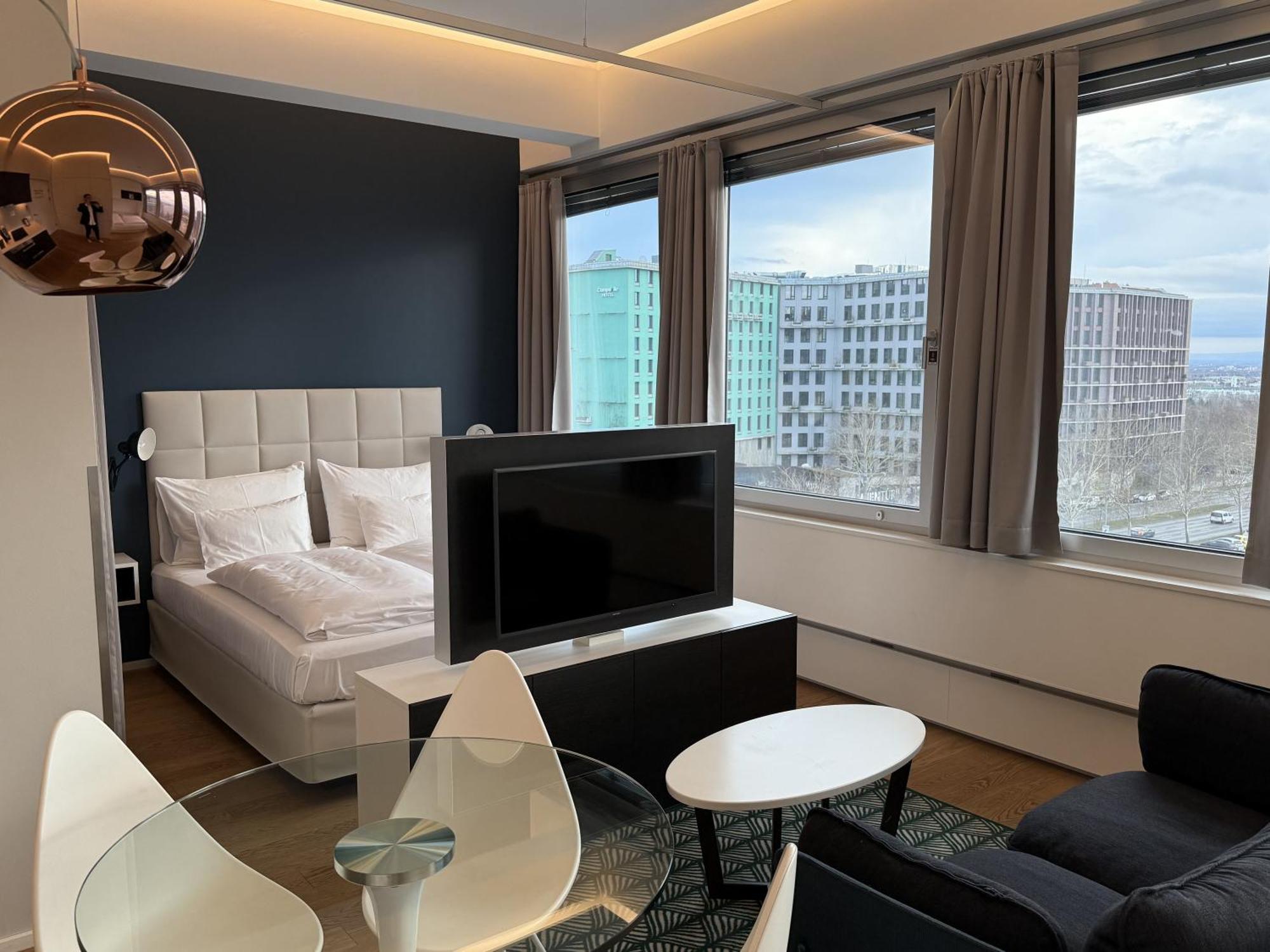 Skyline Loft *