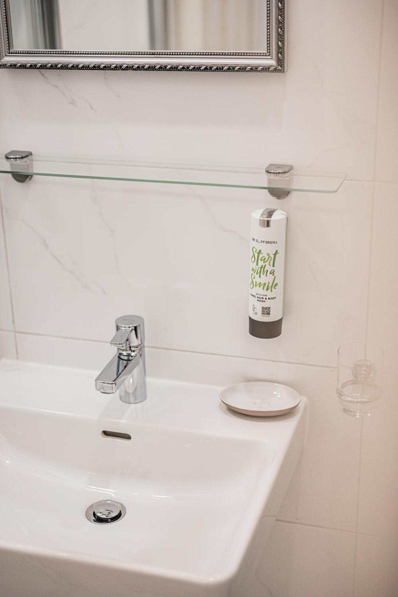 Smart Living - Alsergrund Apartment Vienna