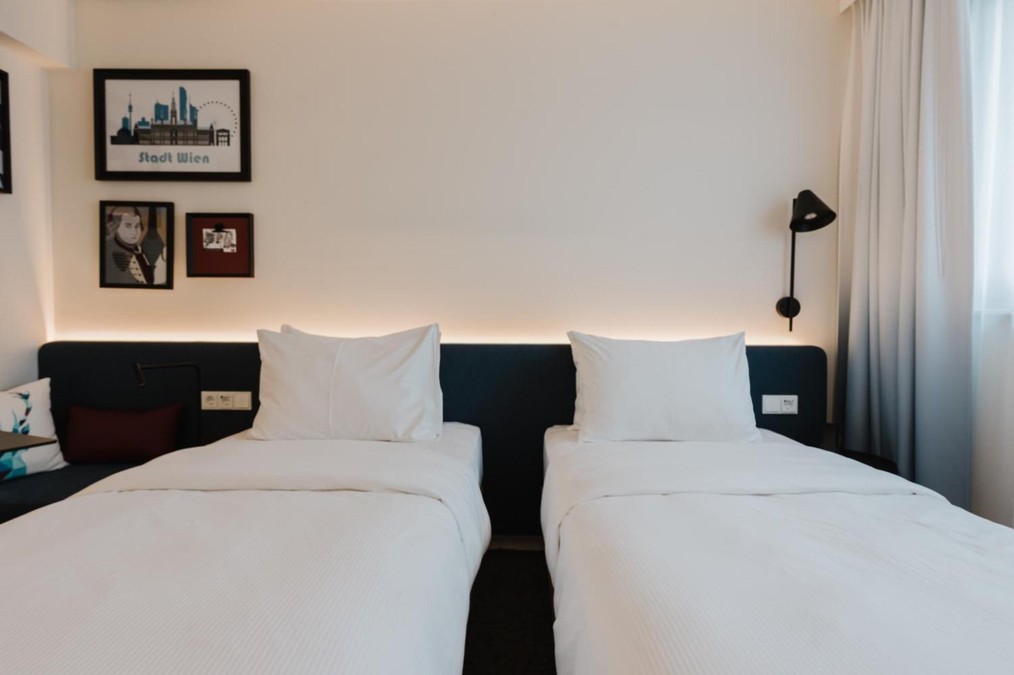 Hotel Hampton By Hilton West Viena