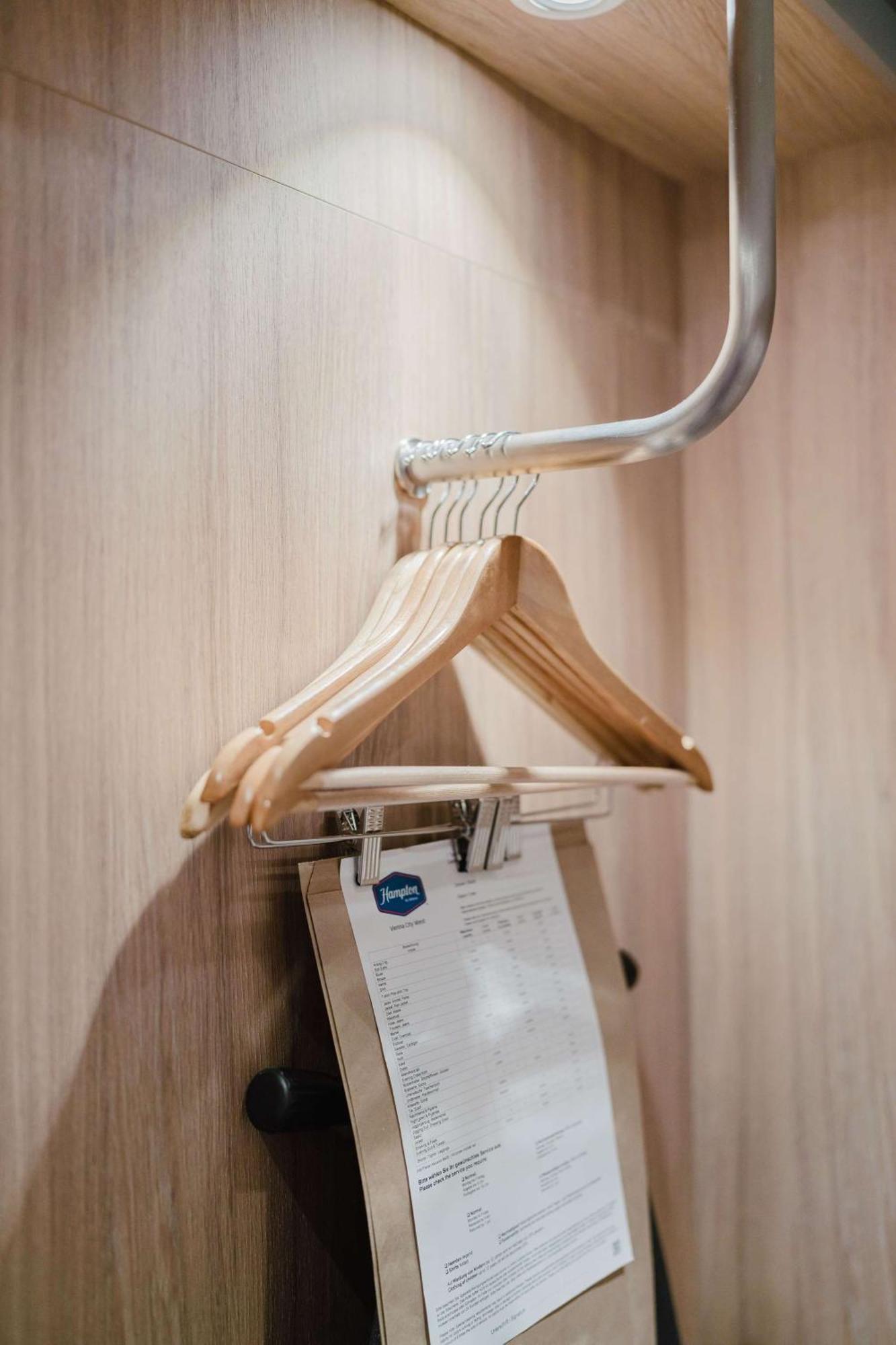 Hampton By Hilton West Viena