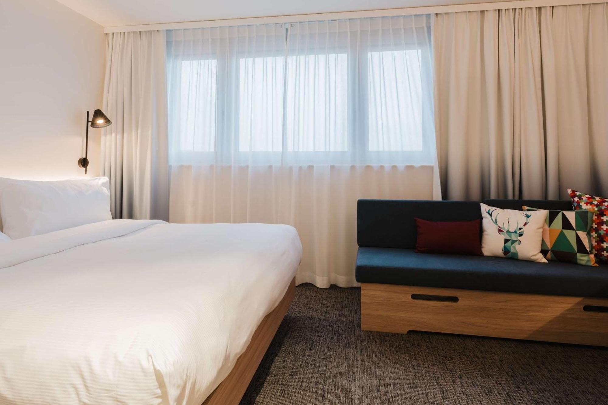 Hotel Hampton By Hilton West Viena