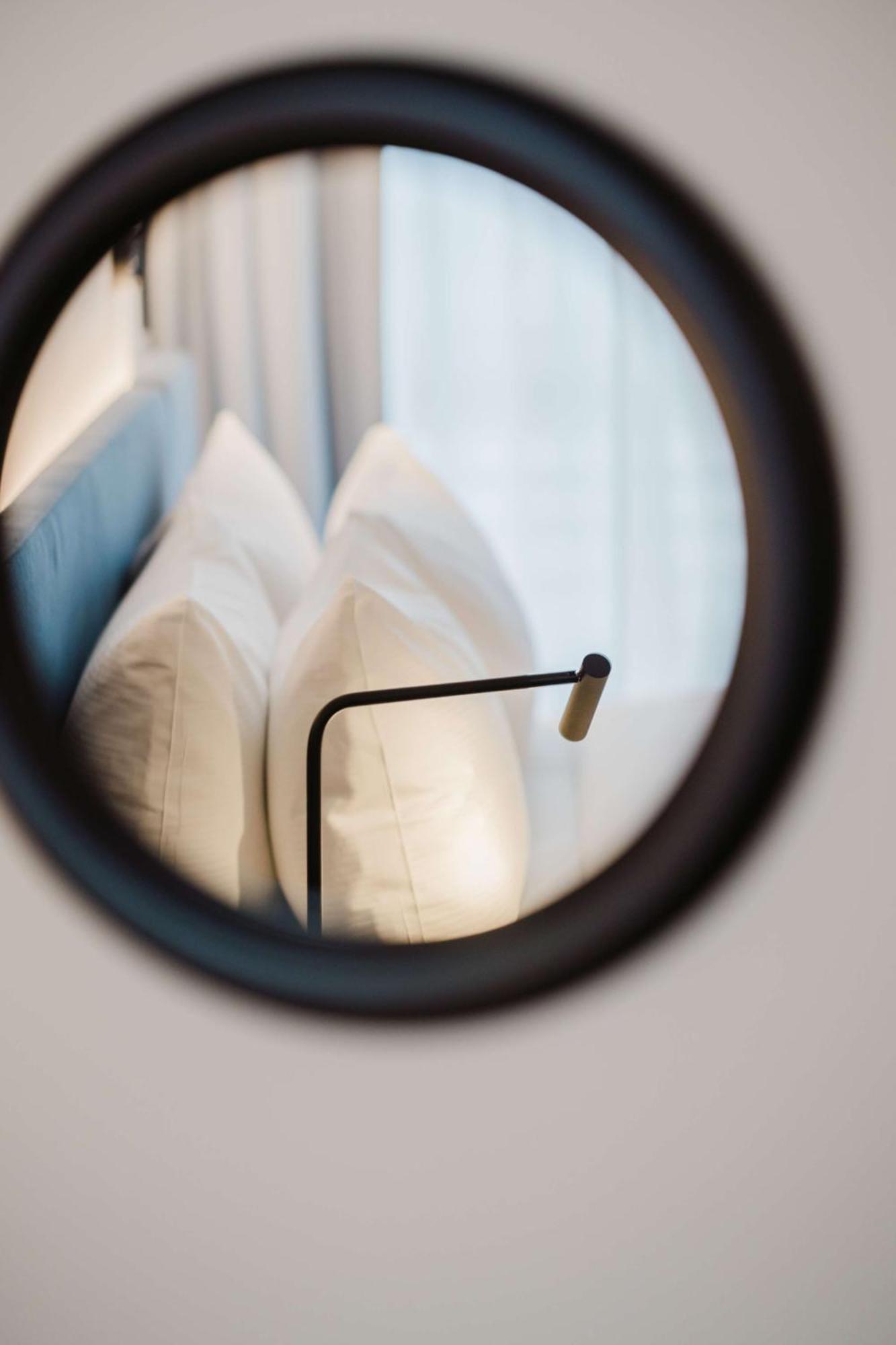 Hotel Hampton By Hilton West
