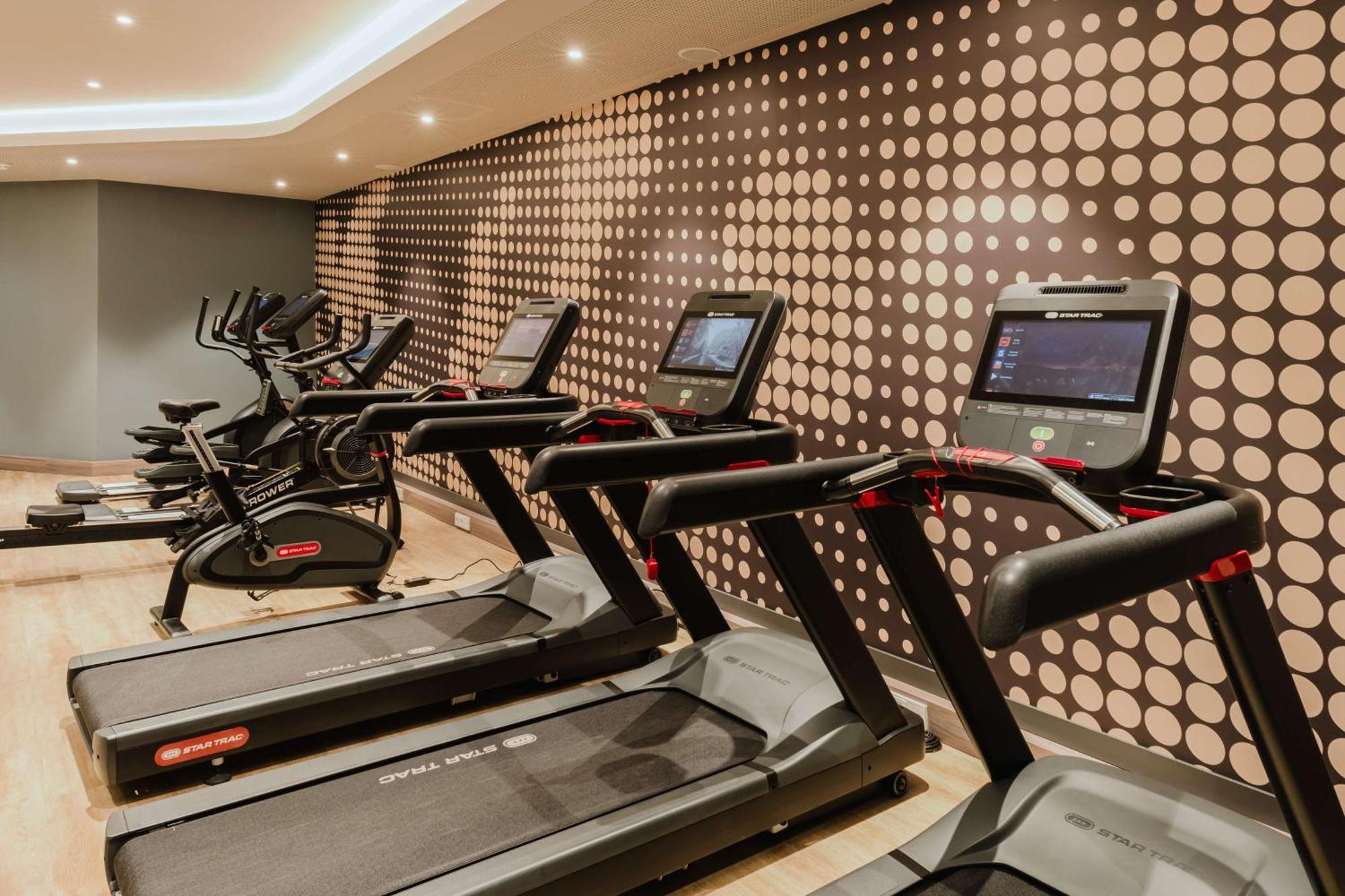 Hampton By Hilton West Viena