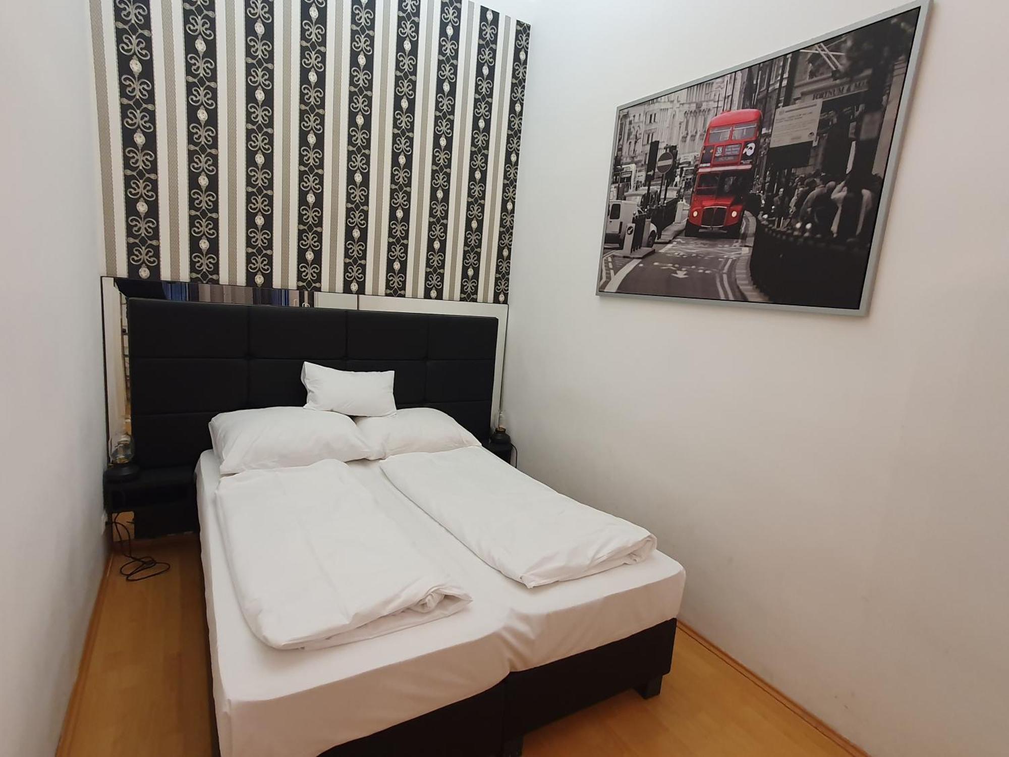 Carlton * Wien