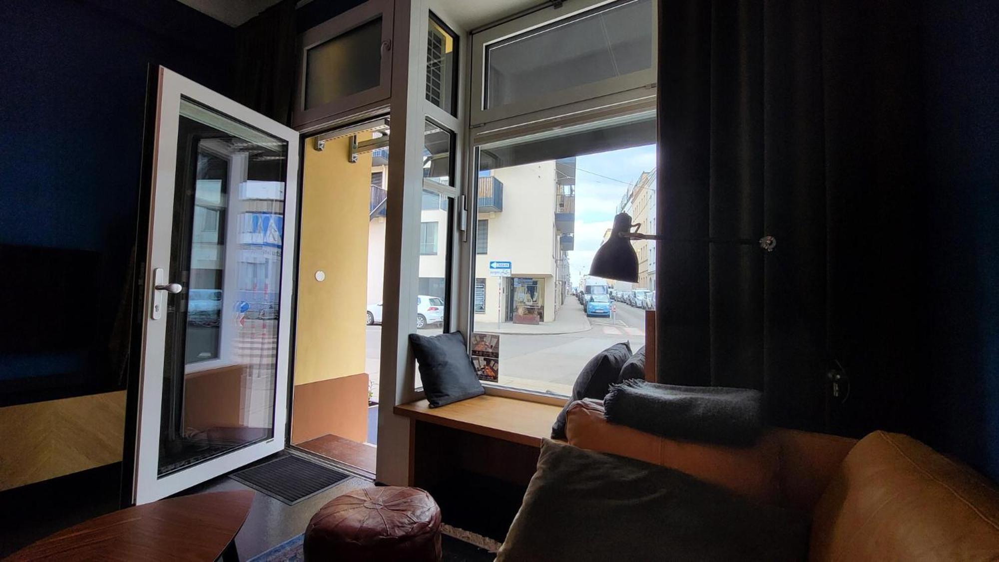 Apartment Urbanhood16 *