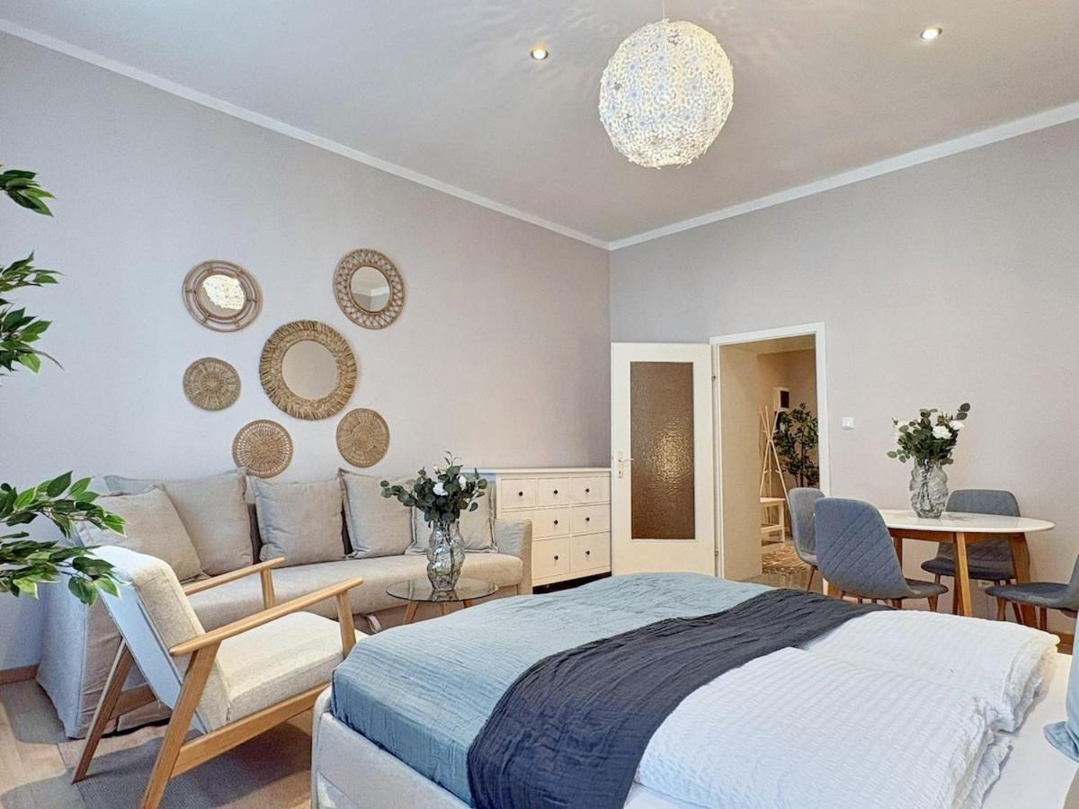 For Big Groups Up To 14 I Close To Akh I Fast Wifi Apartment Vienna