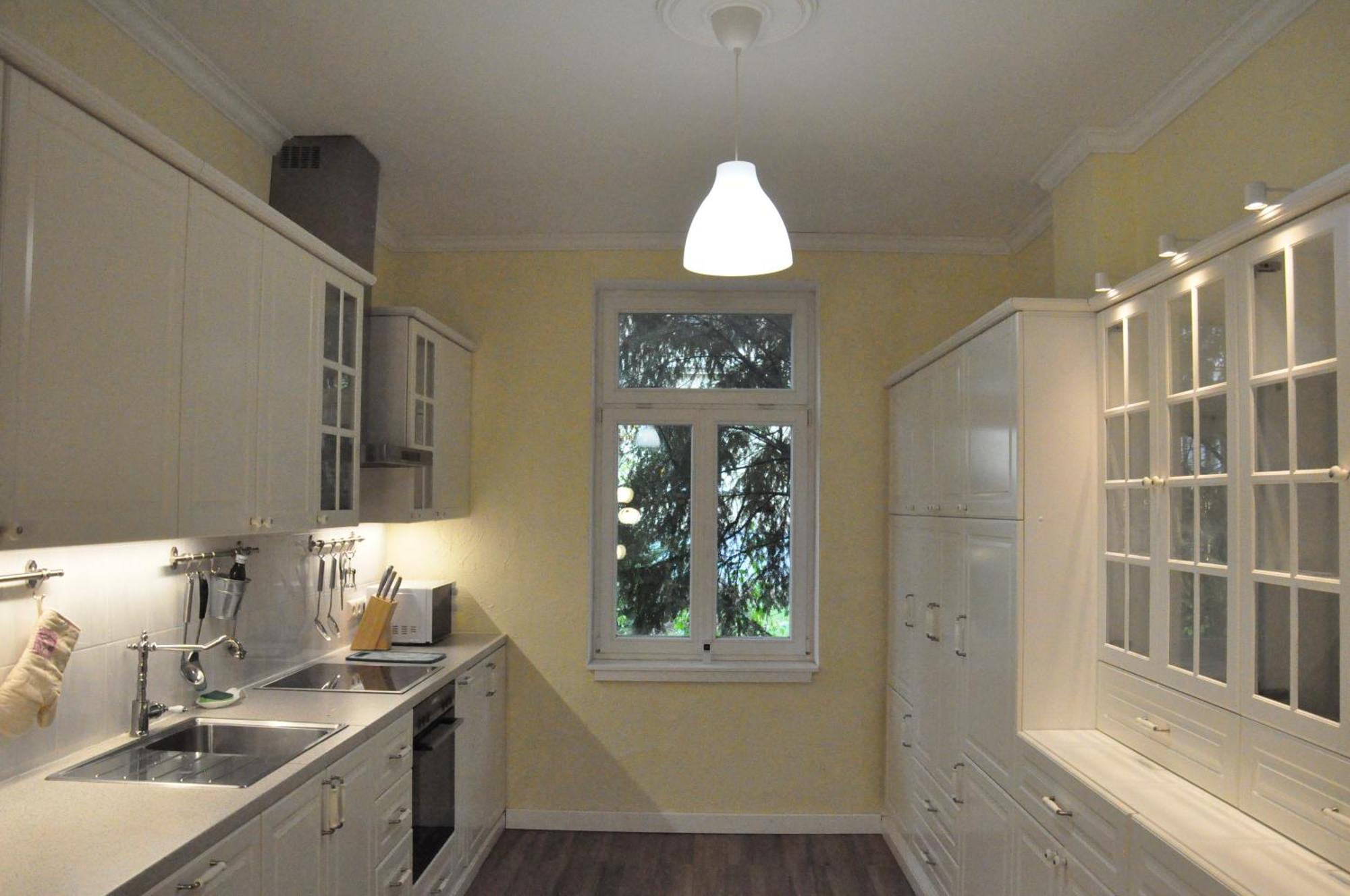 House Near To Schoenbrunn - Free Parking - 24-7 Check In - 8 Person * Vienna