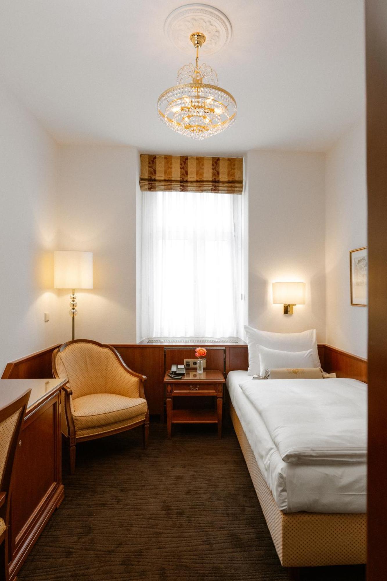 Stefanie - Vienna's Oldest Hotel 4*