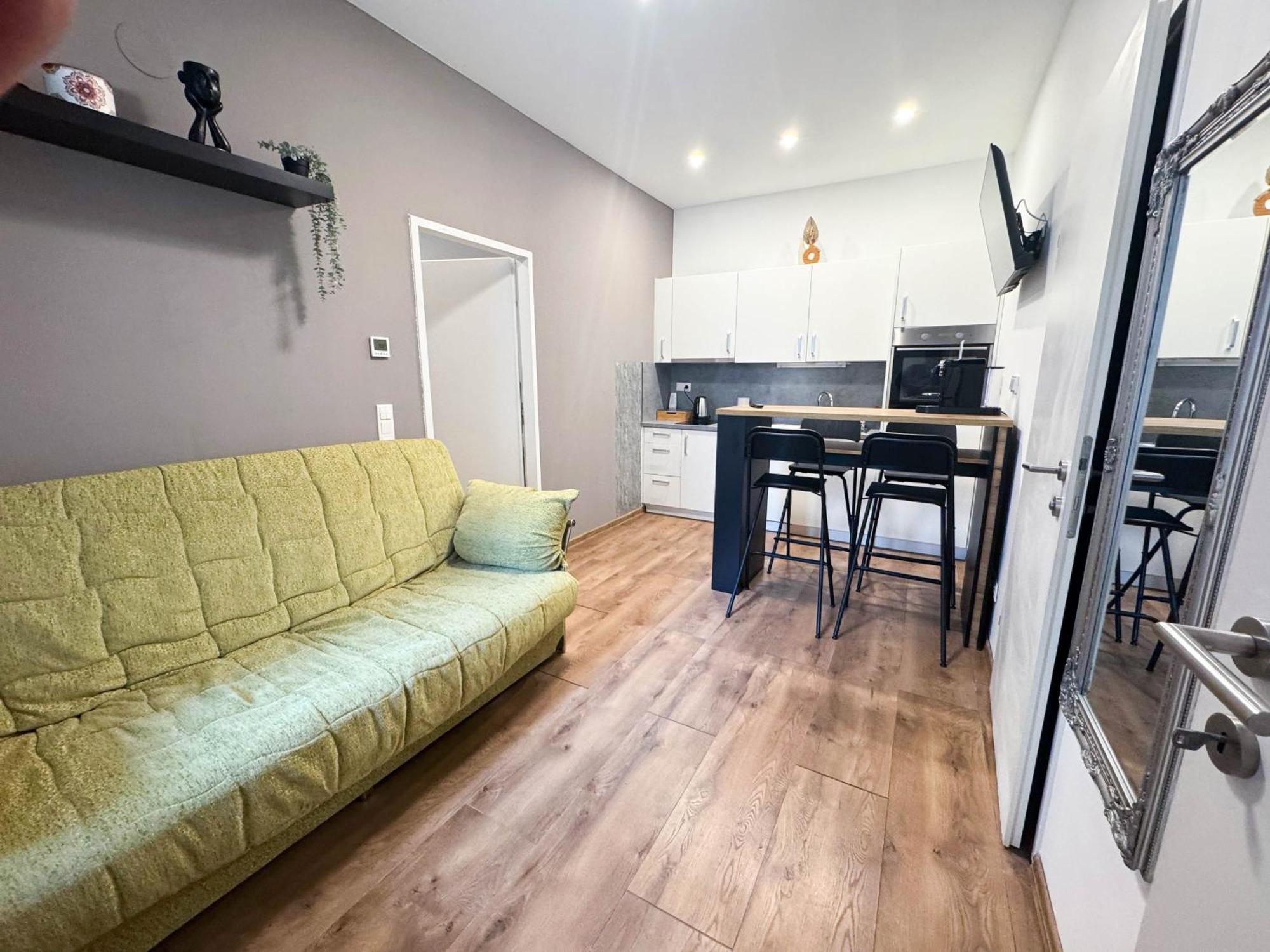 Cozy In Location With Free Parking Appartamento Vienna