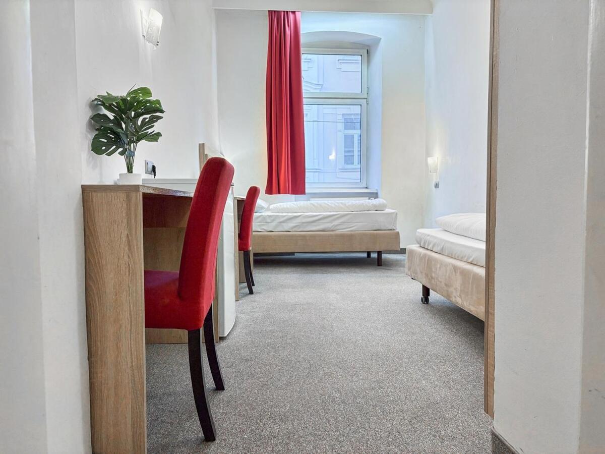 Dependance Rooms I 6 Mins To U6 Alser Strasse I Self Check In * Vienna
