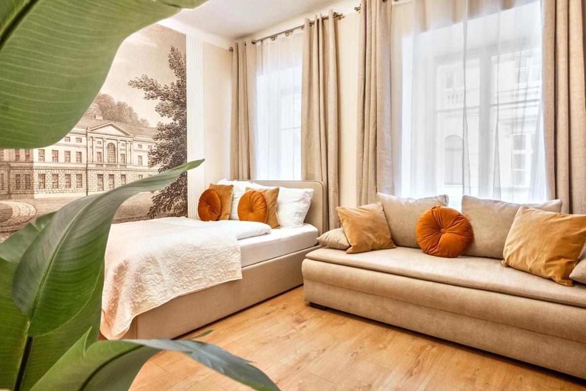 Apartment At Votiv Church I 5 Minutes To Inner I Wifi I 3 Minutes To Metro Schottentor *