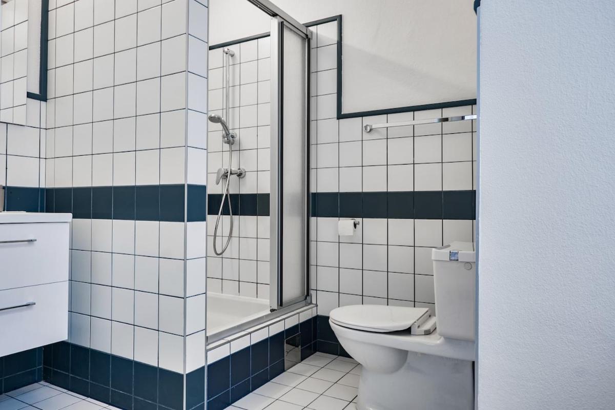 Apartment At Votiv Church I 5 Minutes To Inner I Wifi I 3 Minutes To Metro Schottentor