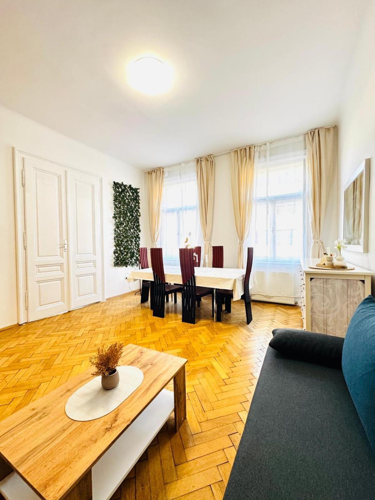 Apartment Affordable 1br & 1lr Apt, 7 Min To Westbahnhof *