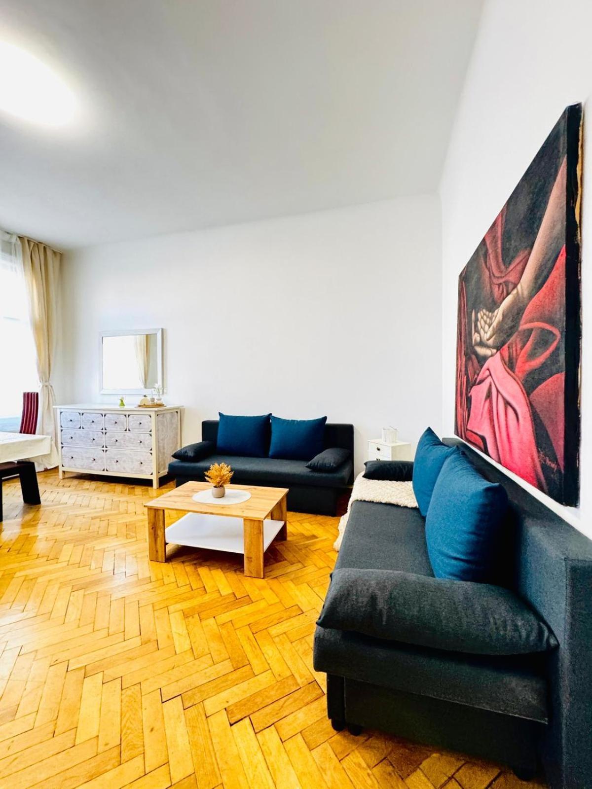 Apartment Affordable 1br & 1lr Apt, 7 Min To Westbahnhof Vienna
