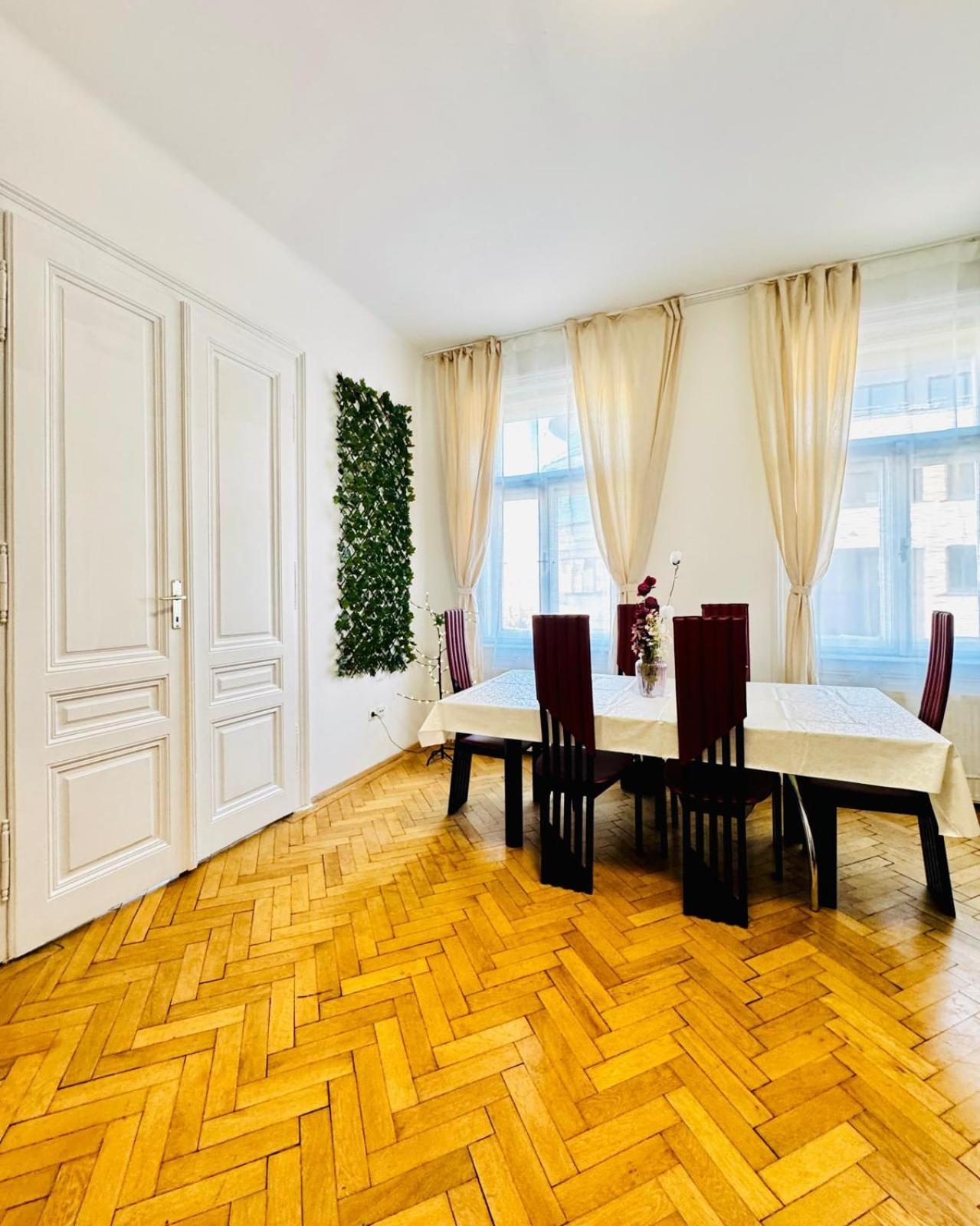 Affordable 1br & 1lr Apt, 7 Min To Westbahnhof Vienna