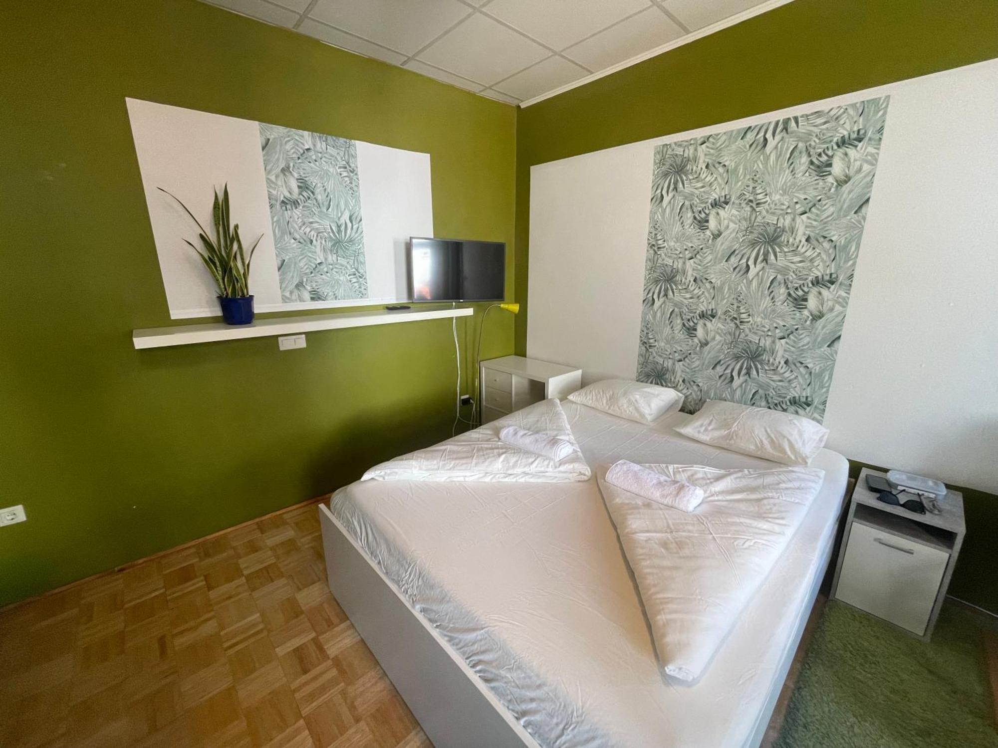 Two-room In Mariahilfer * Vienna