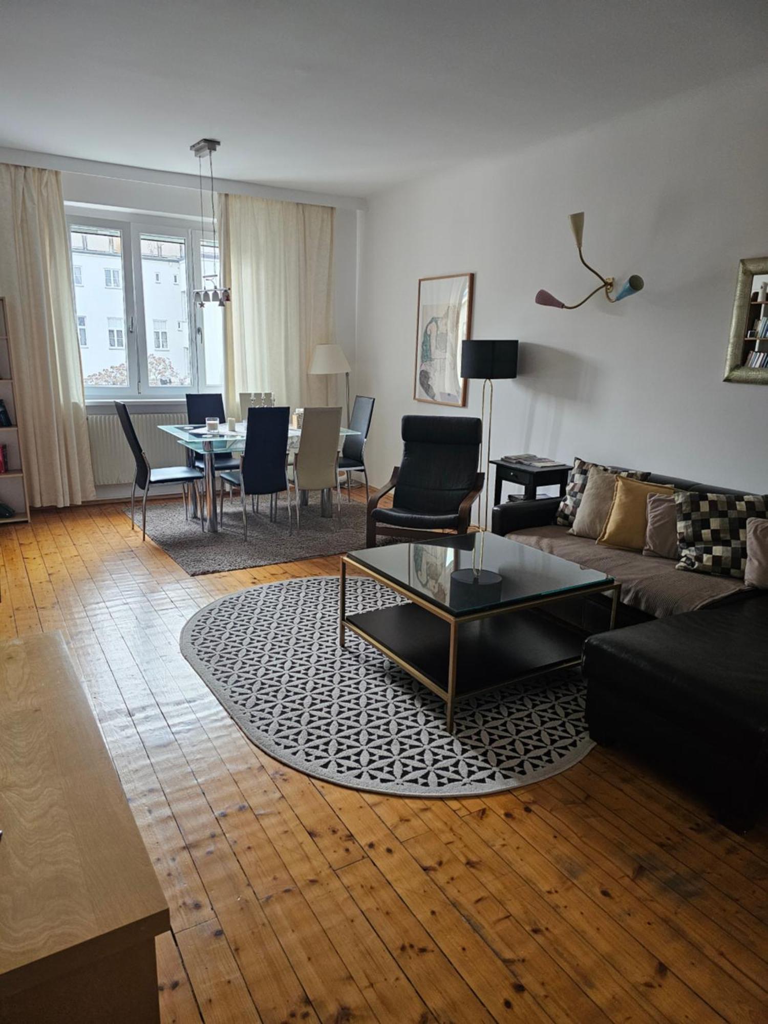 Center,private Zimmer, ! *
