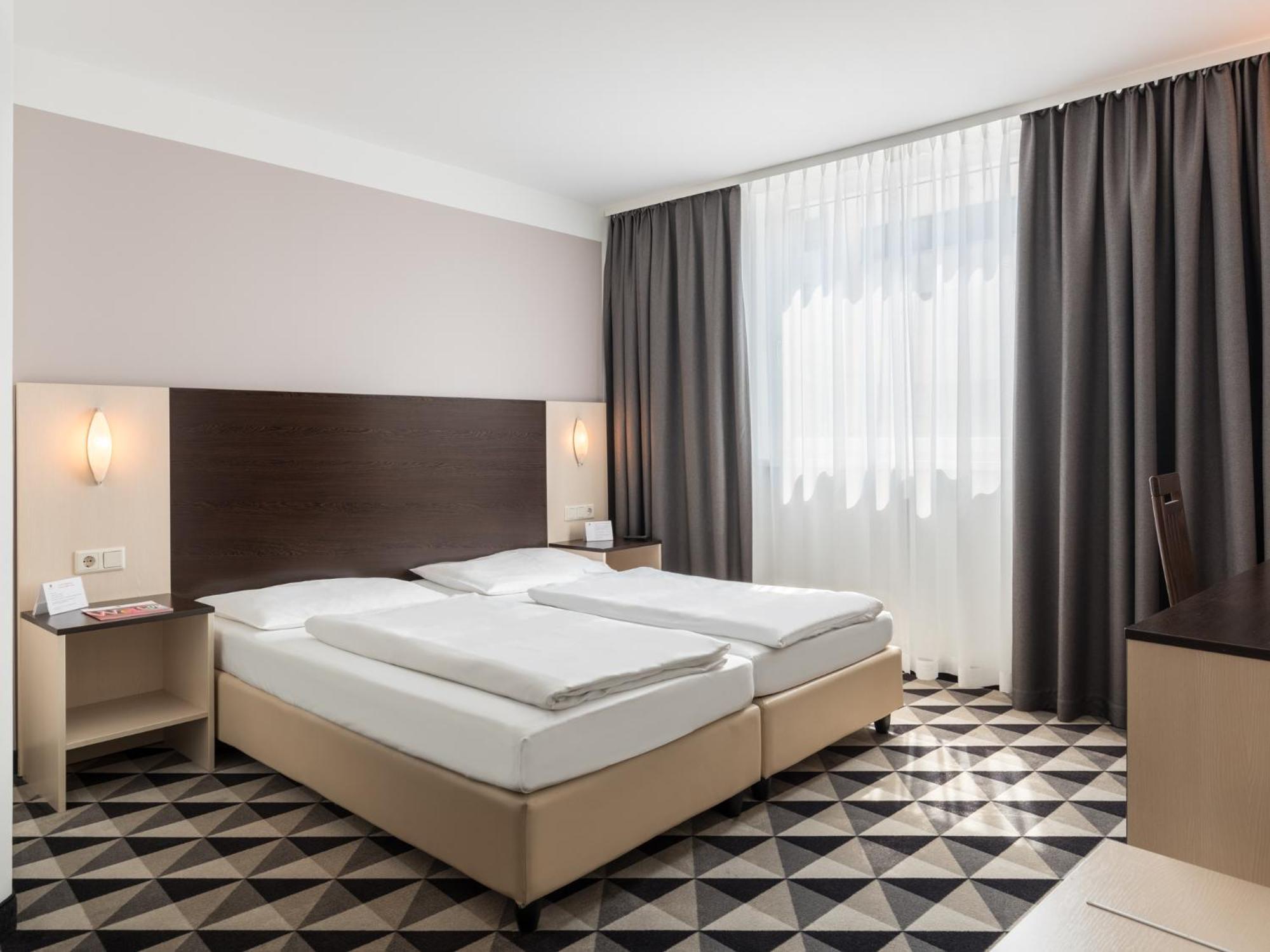 Acom-hotel