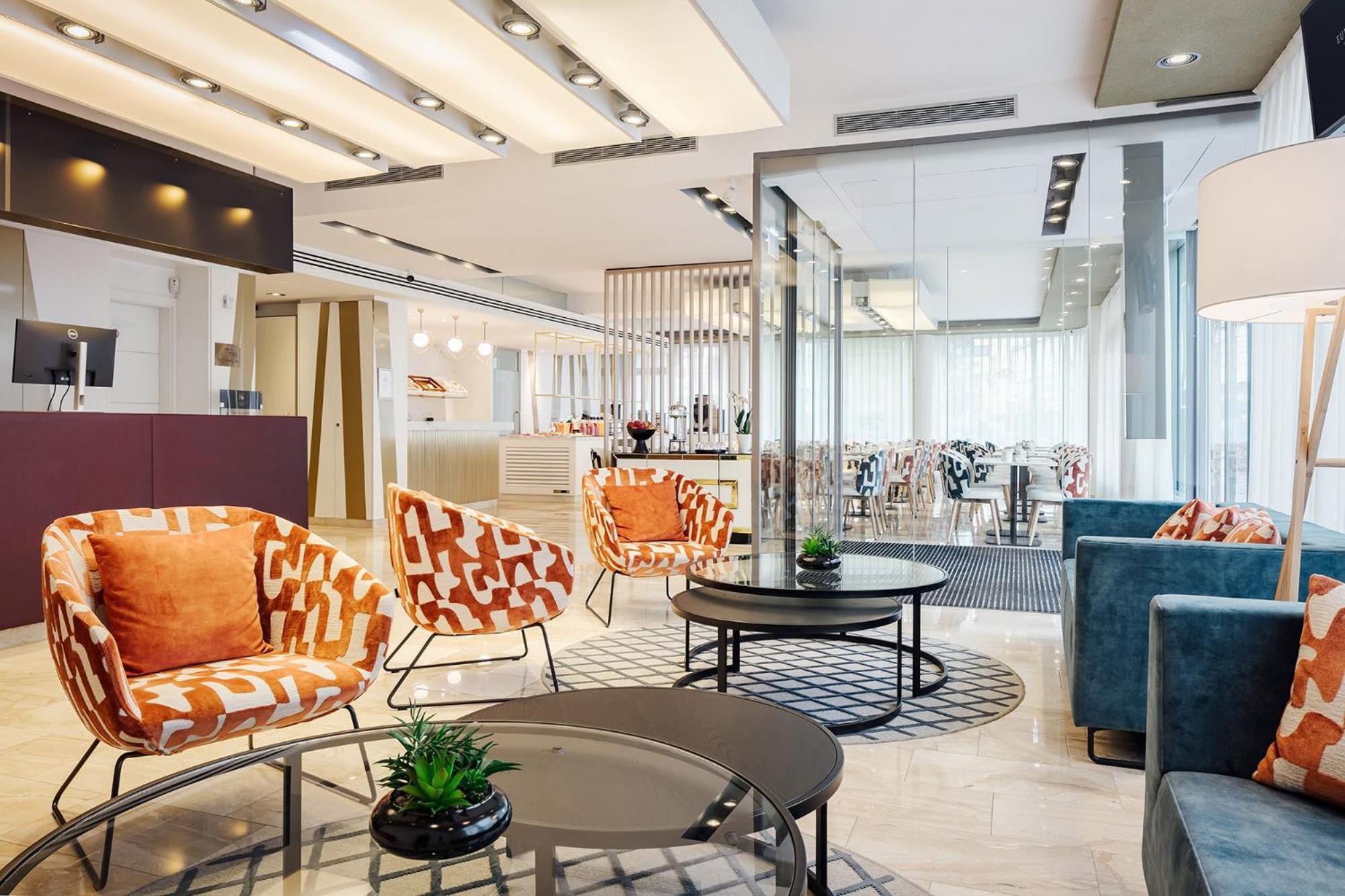 Eurostars Embassy Hotel 4*