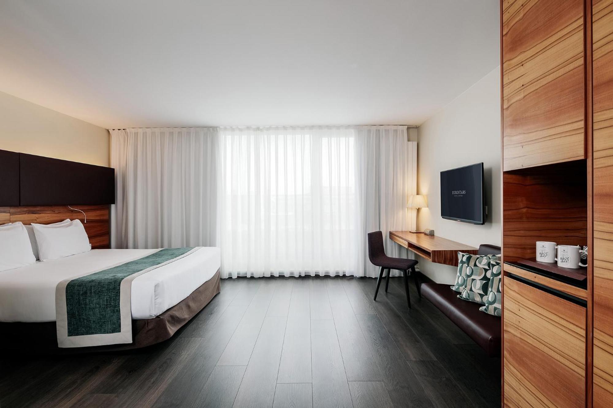 Eurostars Embassy Hotel