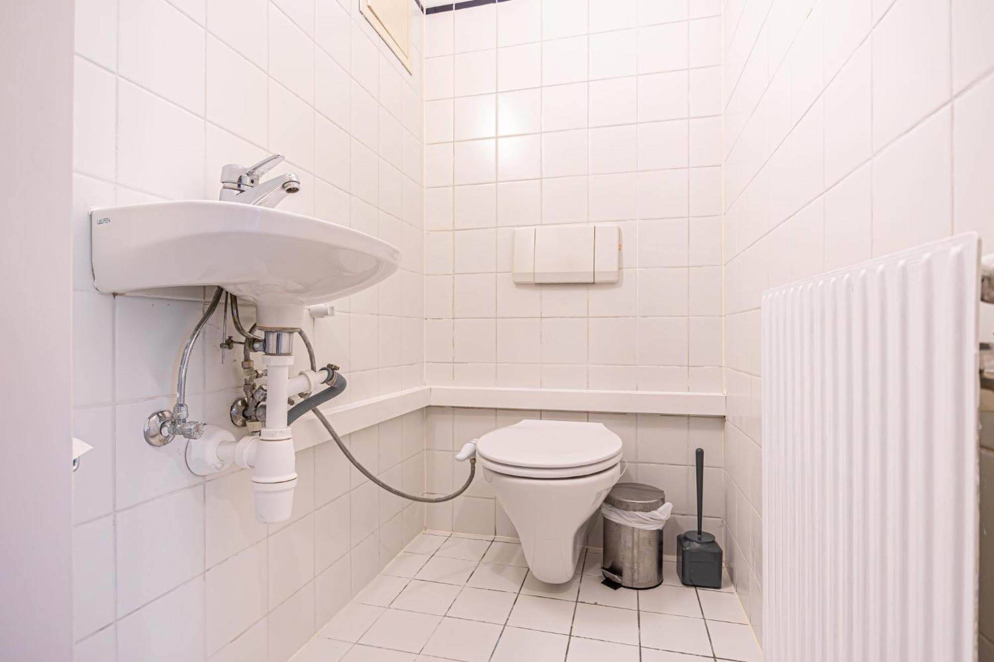 Apartment Lovely 2 Bedroom 1 Lr In Heart Of *