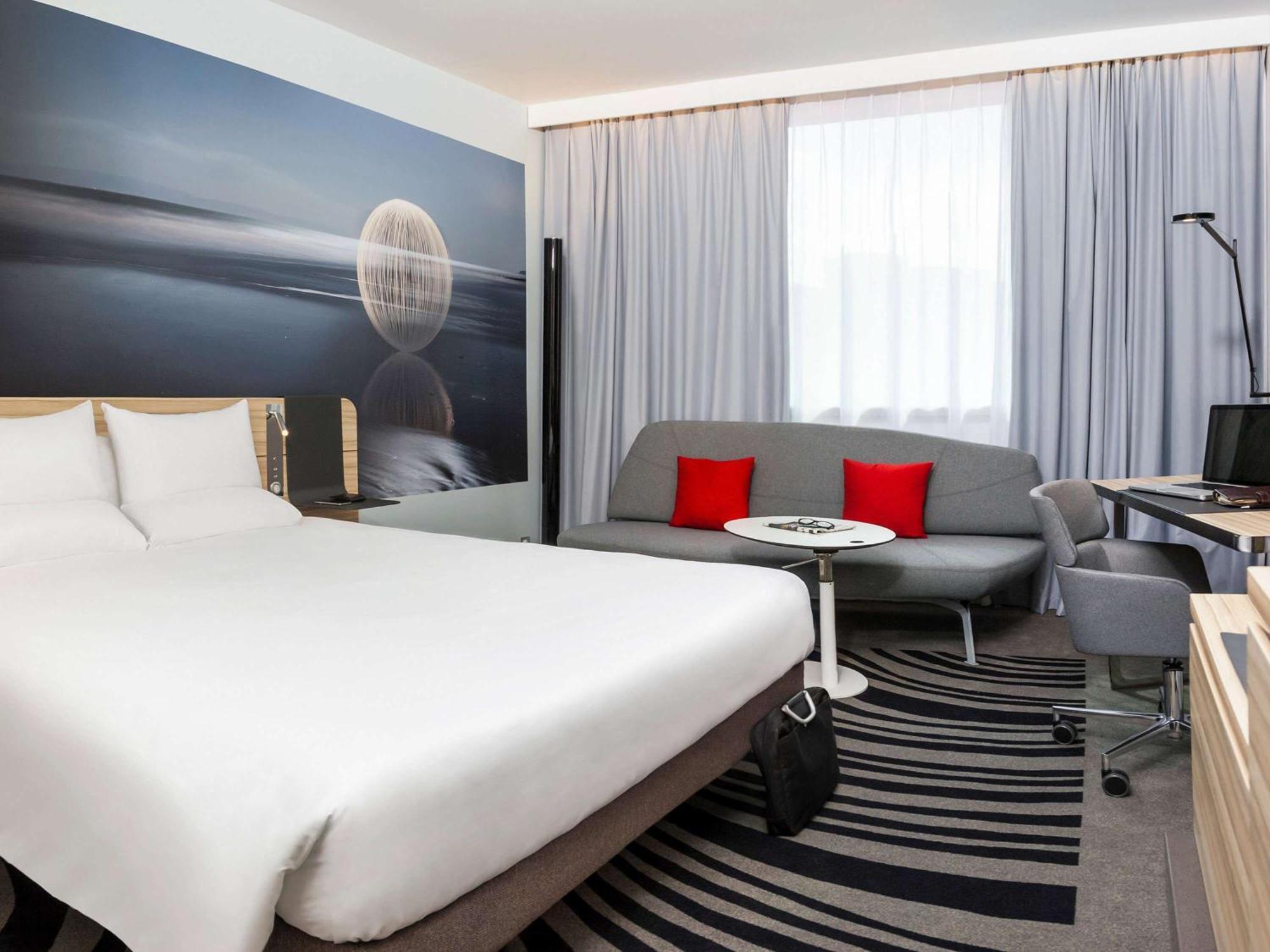 Novotel