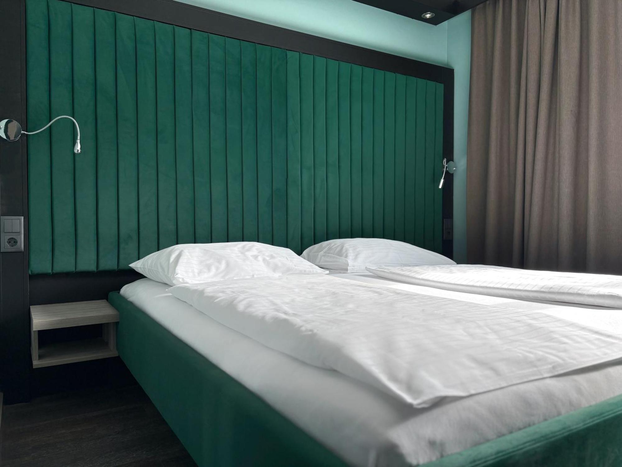 Hotel Design & Budget Schoenbrunn Vienna