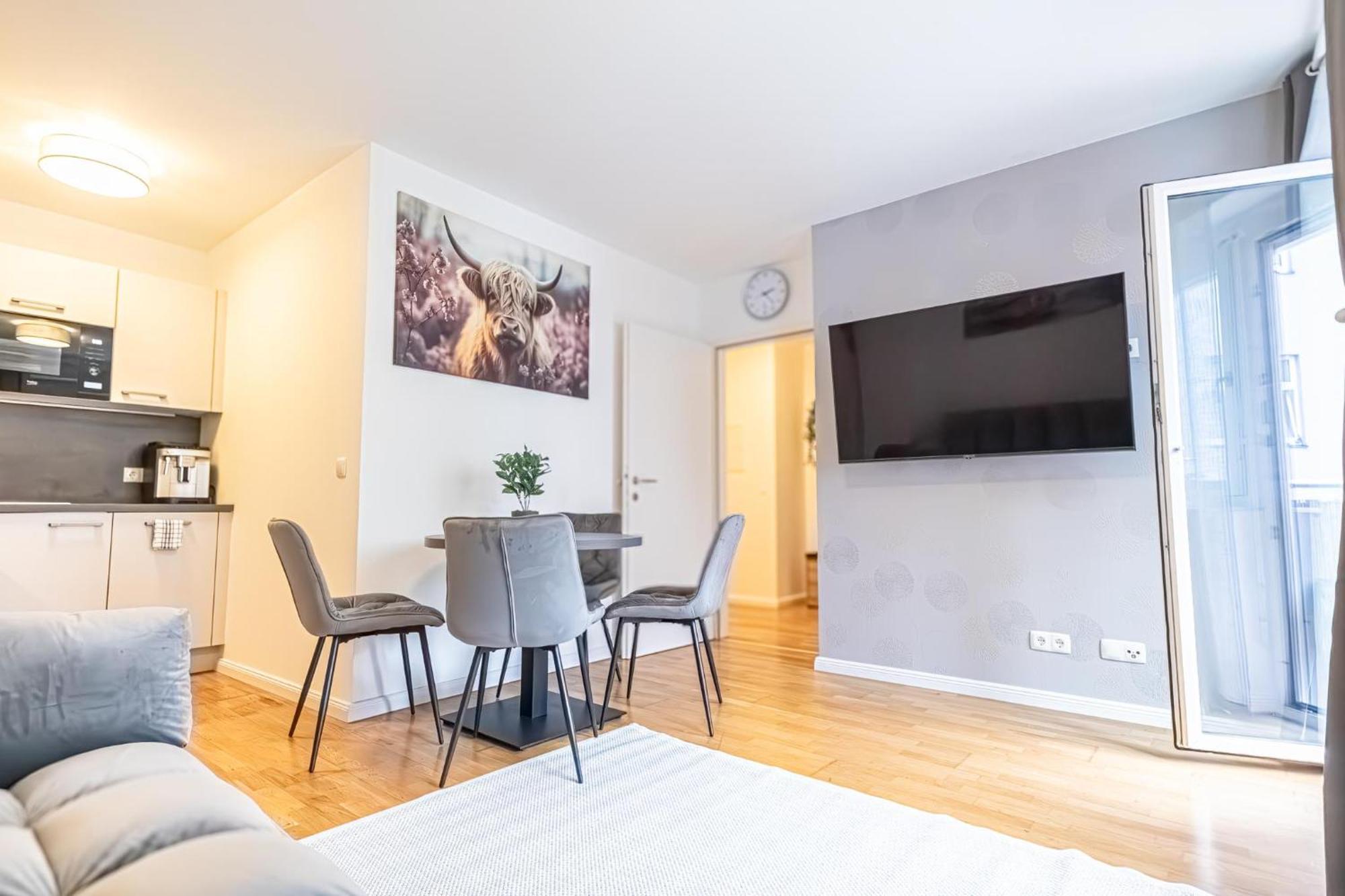 9-min To Center, Comfy 1br And 1lr With Balcony Vienna