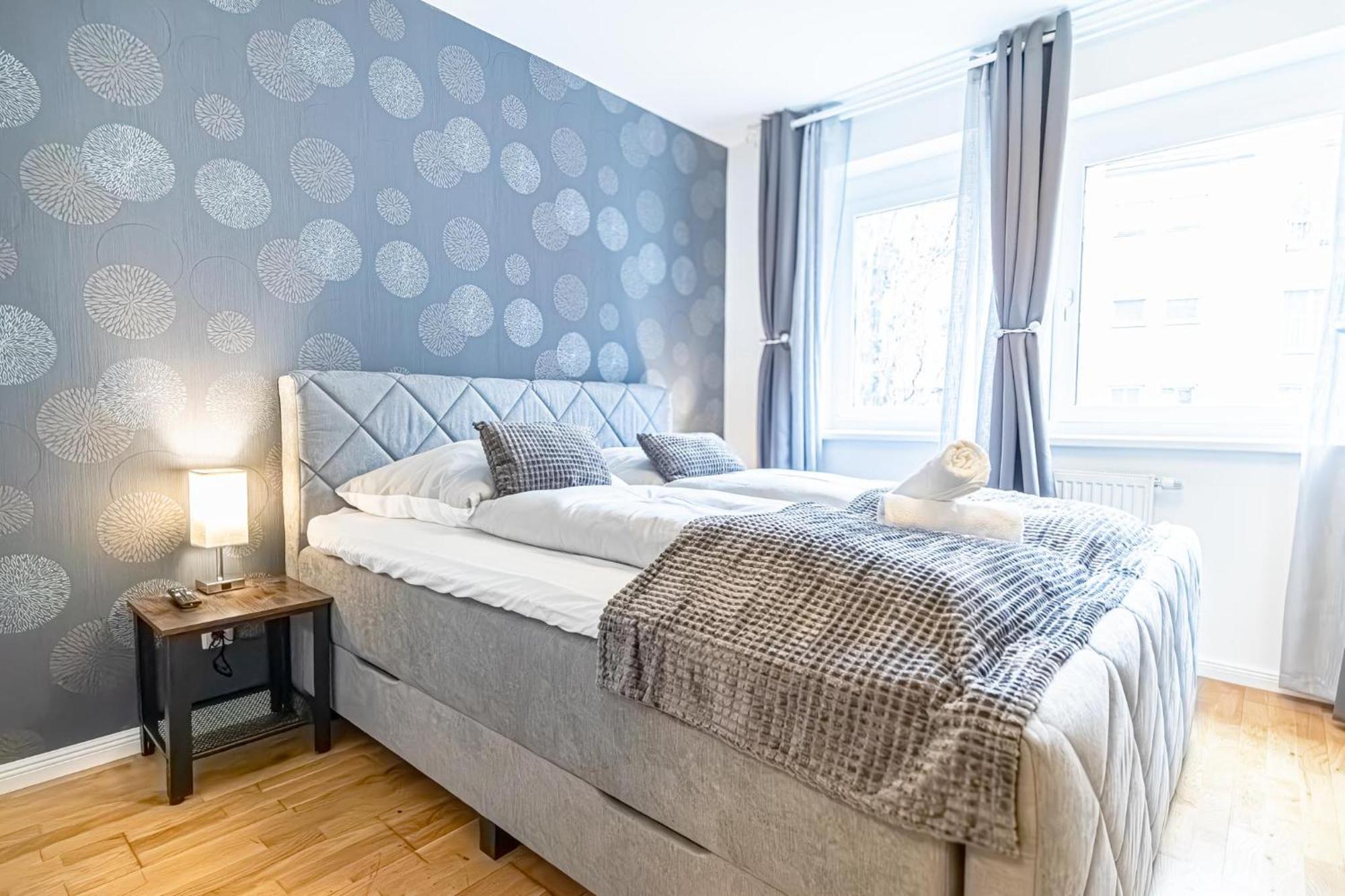Apartment 9-min To Center, Comfy 1br And 1lr With Balcony