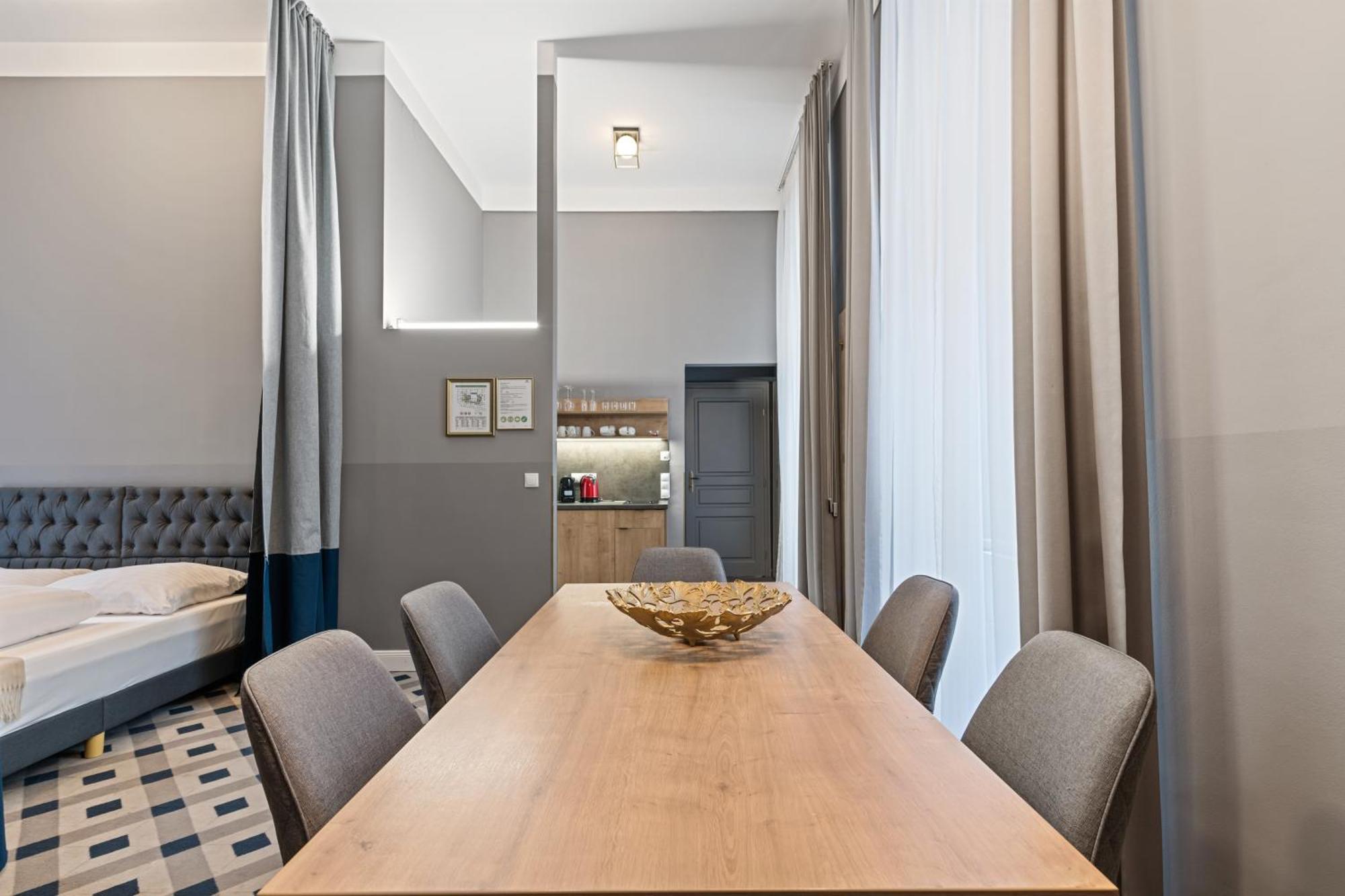 Kh Opera Aparthotel *