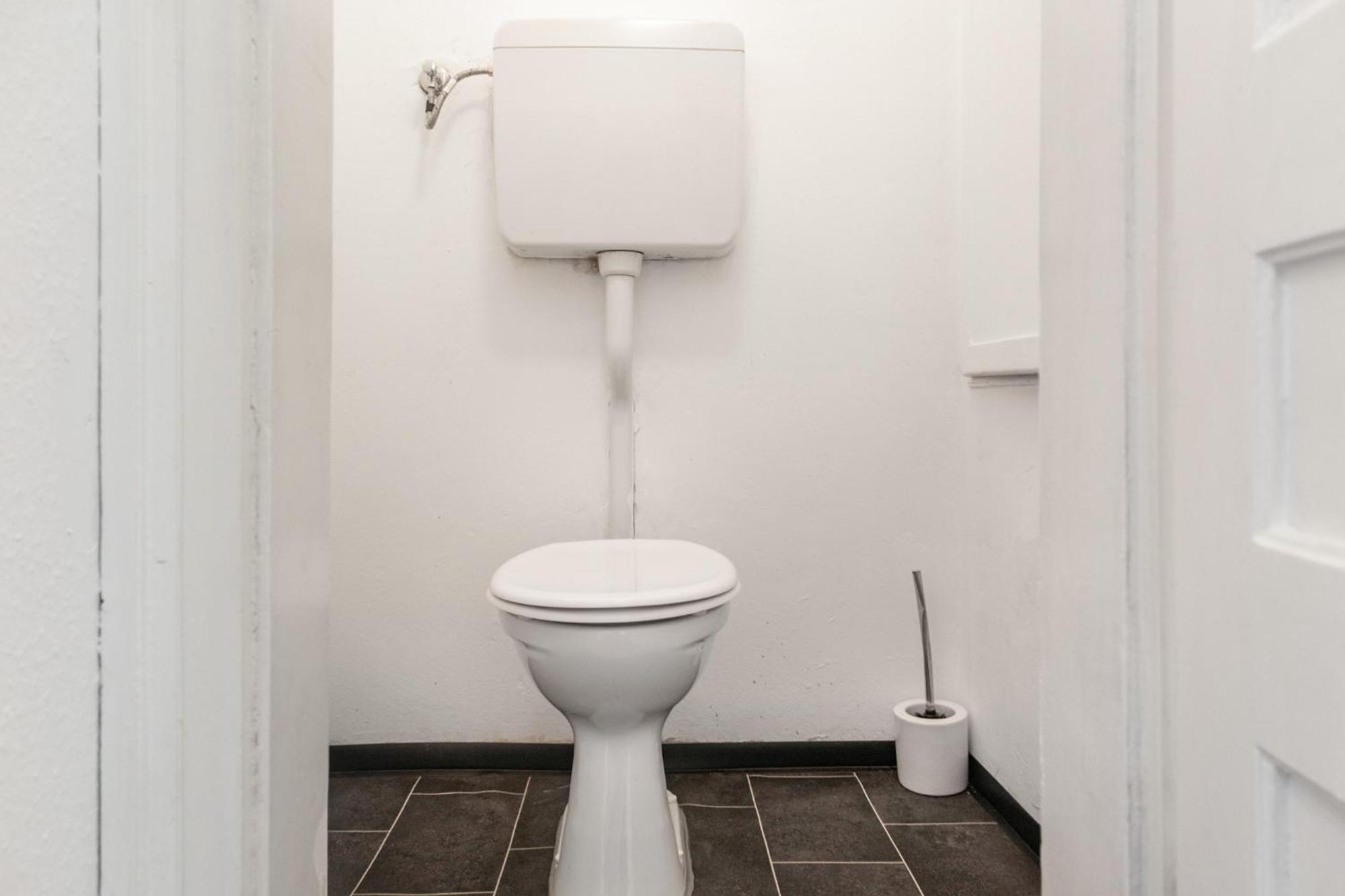 Lovely 2 Bedroom Shared For 5p Ideal For Long-term *