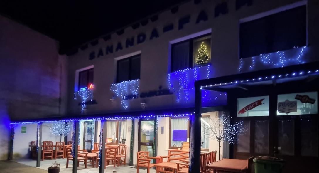 Hotel Sananda-farm Vienna