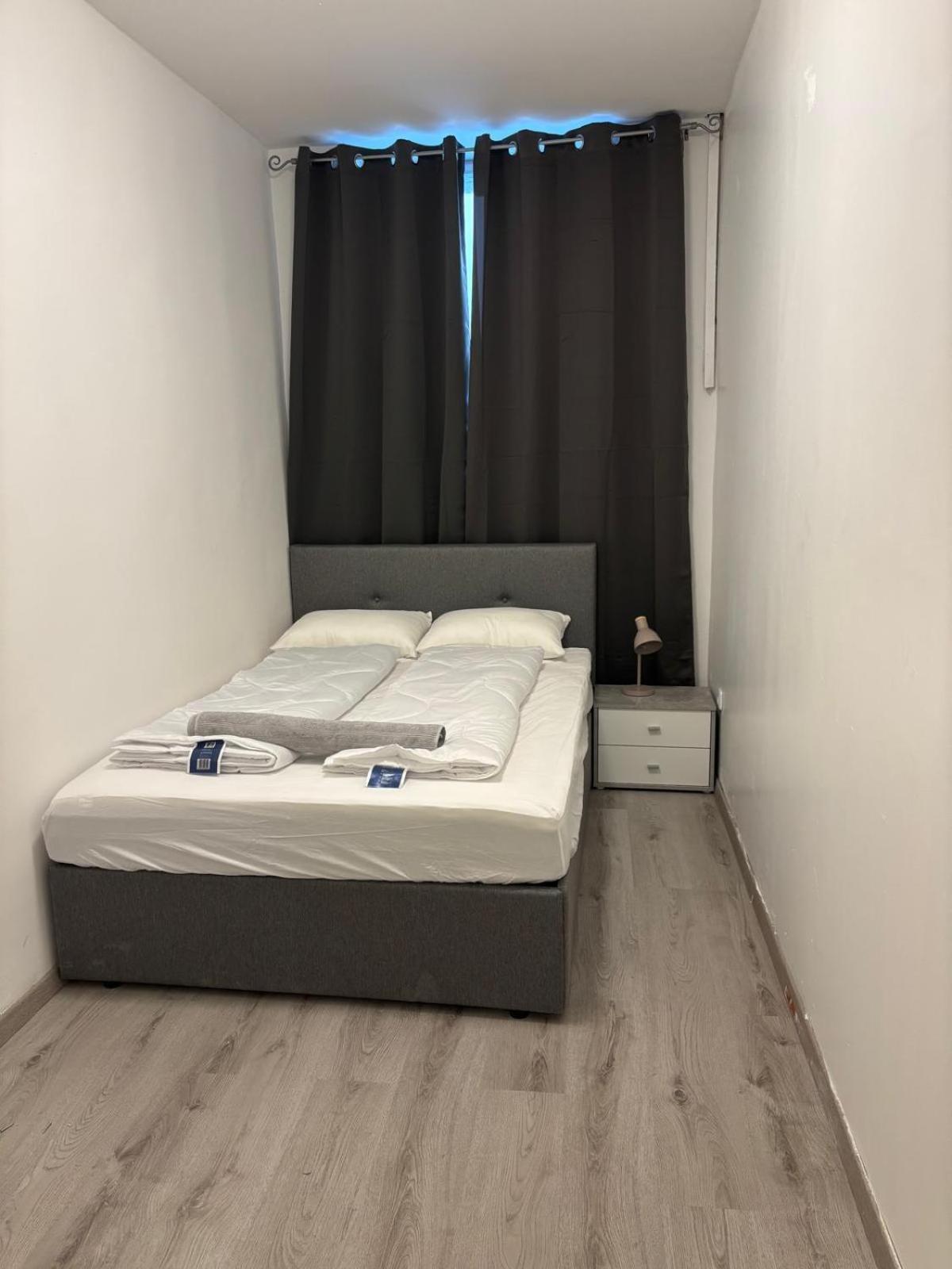 Hernals Guest house *