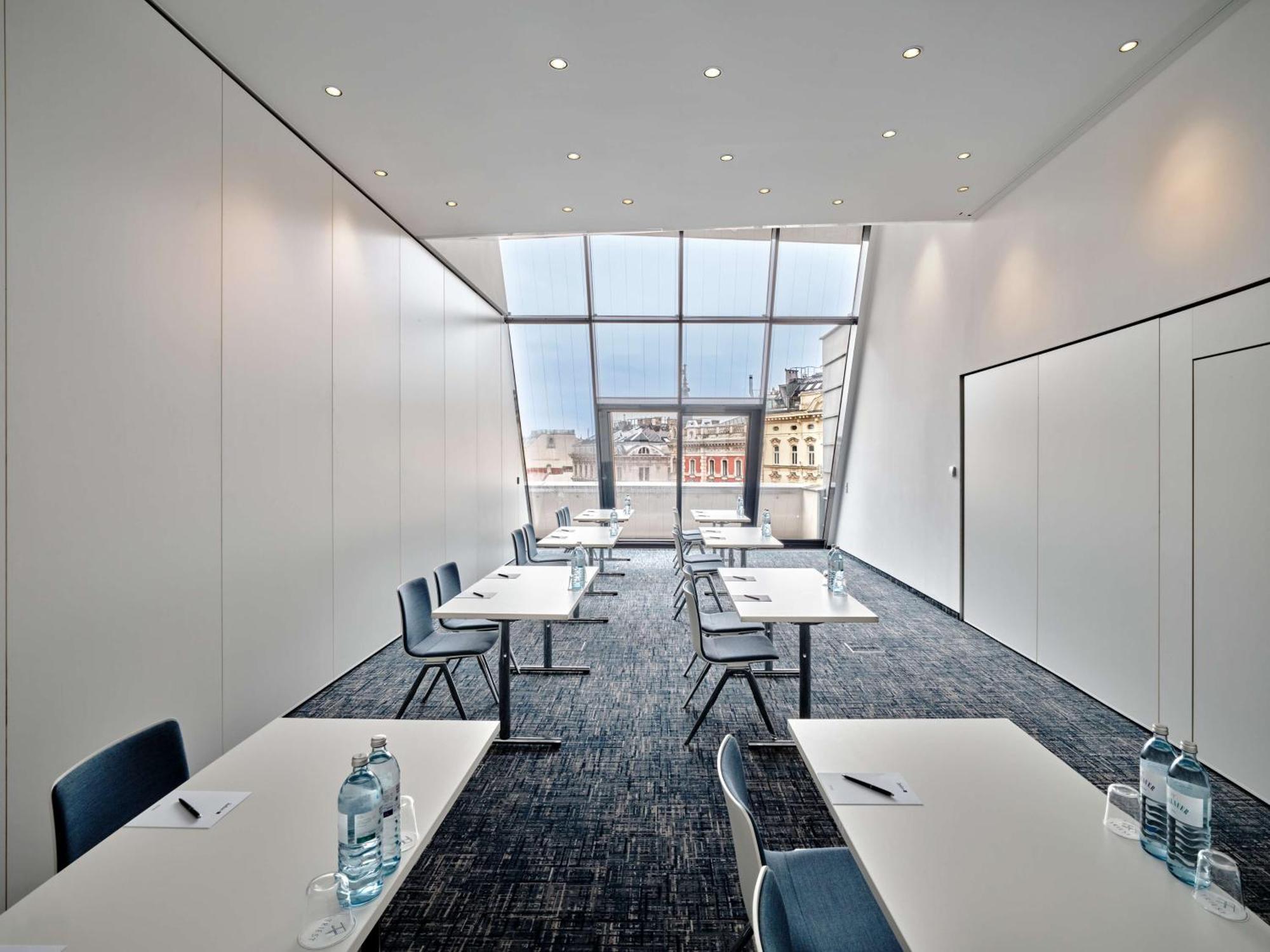 Radisson Blu Triest Hotel, 4* Vienna
