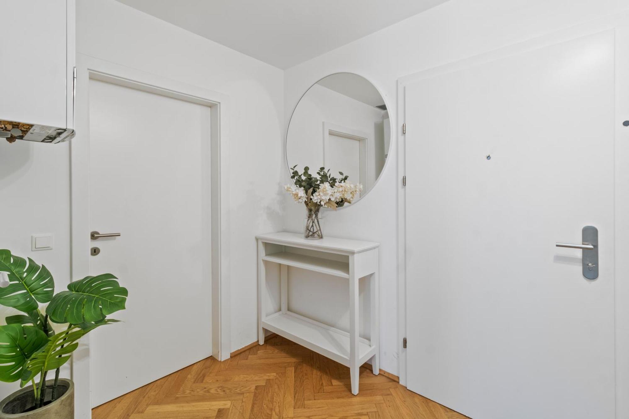 - 1 Min To U1 Reumannplatz - 2 Metro Stations To Hauptbahnhof Apartamento *