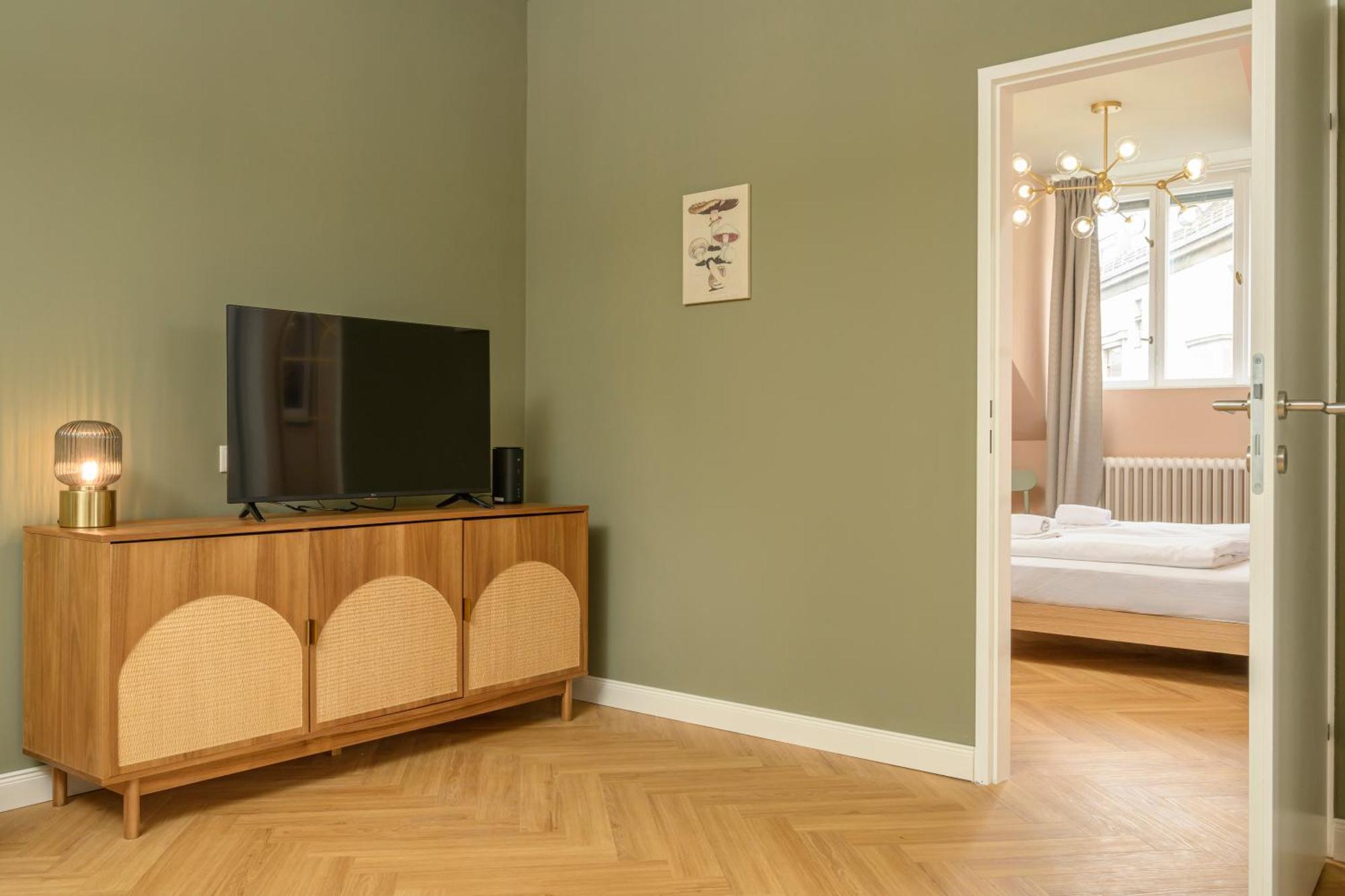 Palais Palffy Suits Apartment *