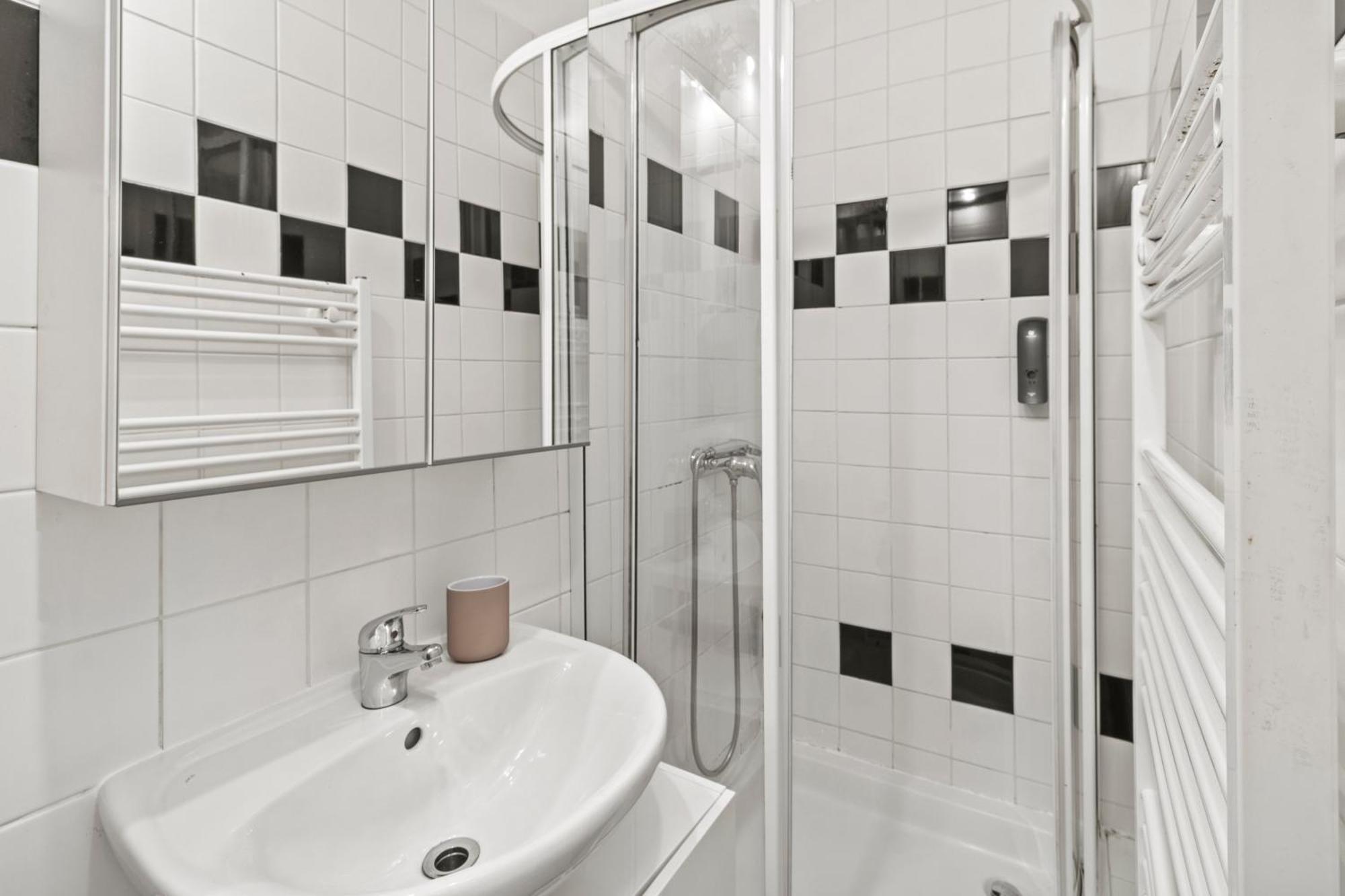 Close To Augarten, 5 Min Walk To U4 Friedensbruecke *