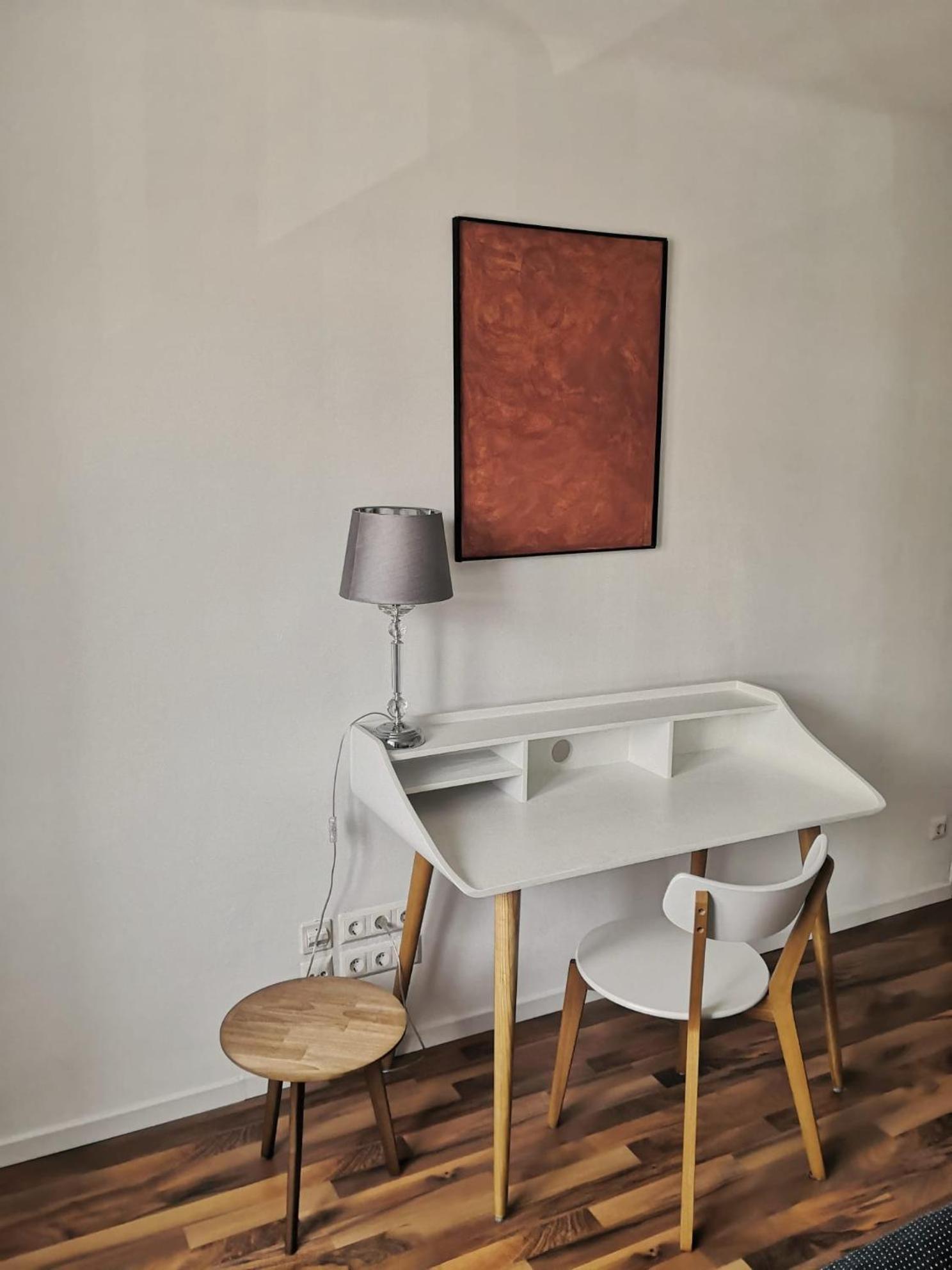 - 2 Bdrm Appartamento *