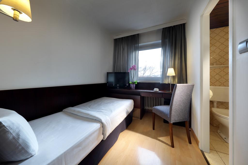 Hotel Mate Dependance Vienna