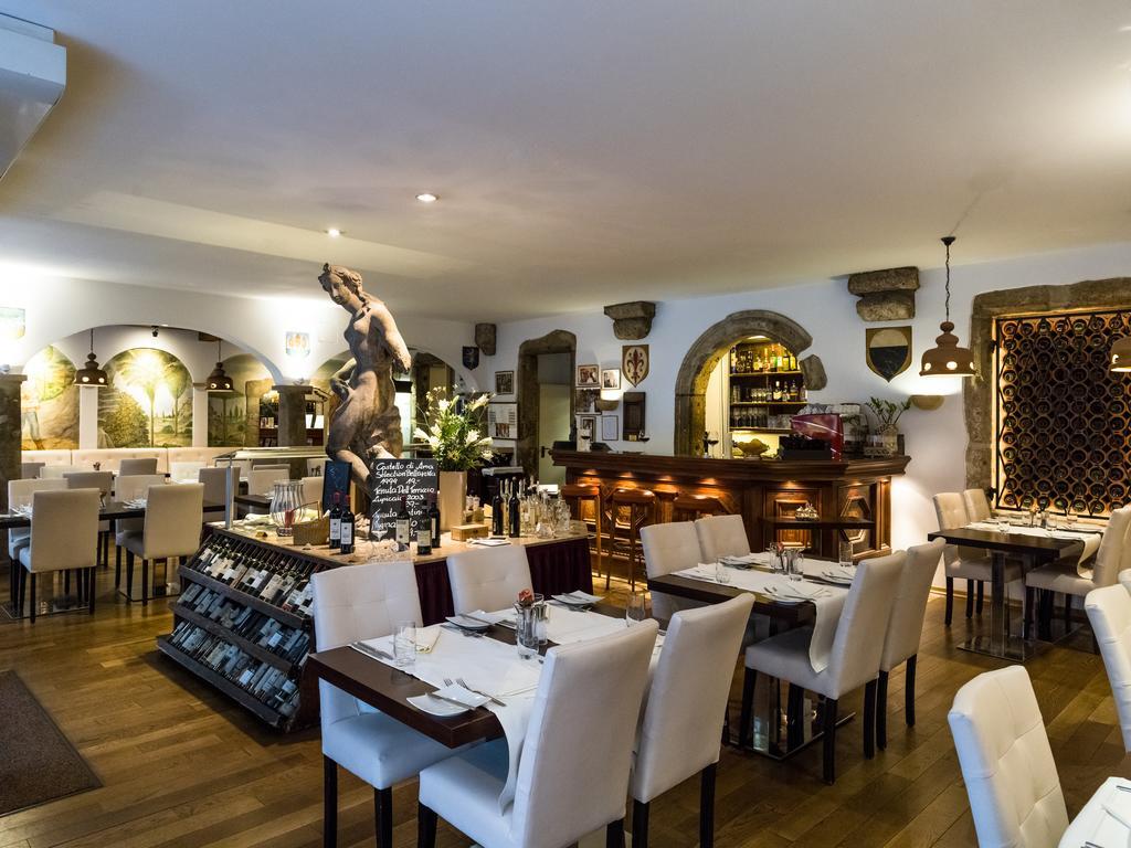 Royal Hotel 4*