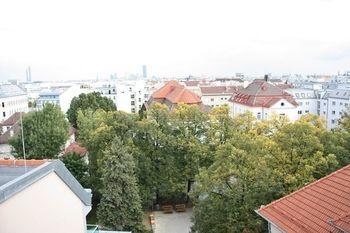 Govienna Luxury Oldtown Apartment *