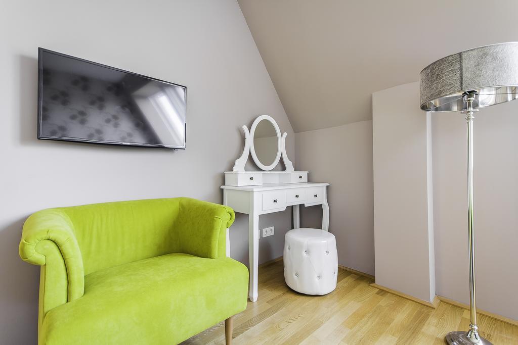 Abieshomes Serviced - Messe Prater Appartamento