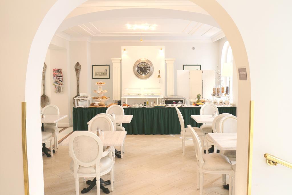 Arthotel Ana Adlon 3* Viena