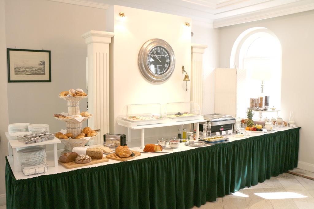 Hotel Arthotel Ana Adlon 3*