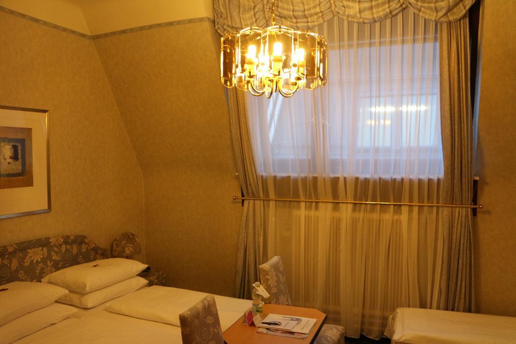 Hotel Schweizerhof Vienna